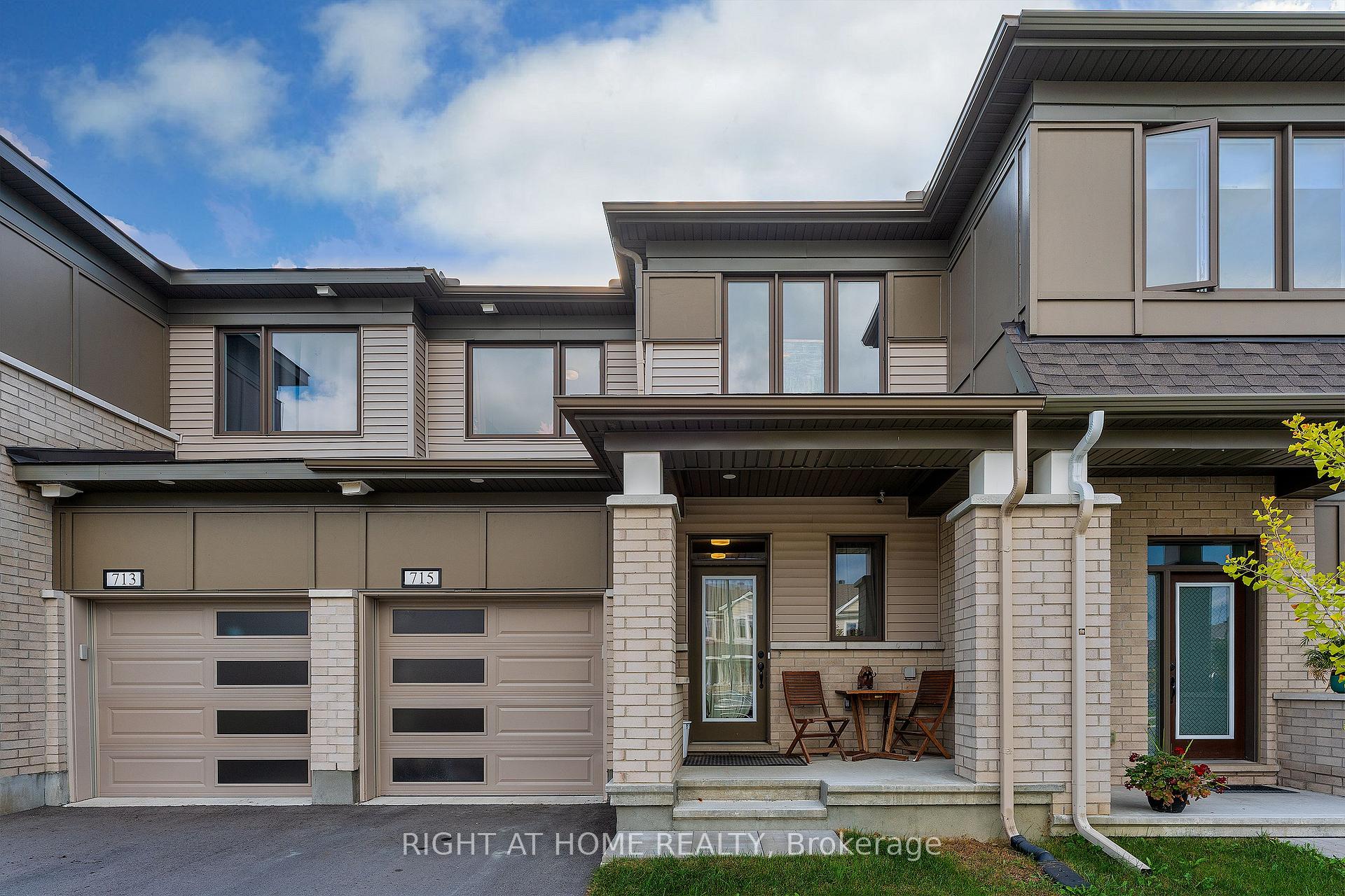 Photo 1 of 715 Derreen Avenue, Ottawa, Stittsville (North) — HOMEH