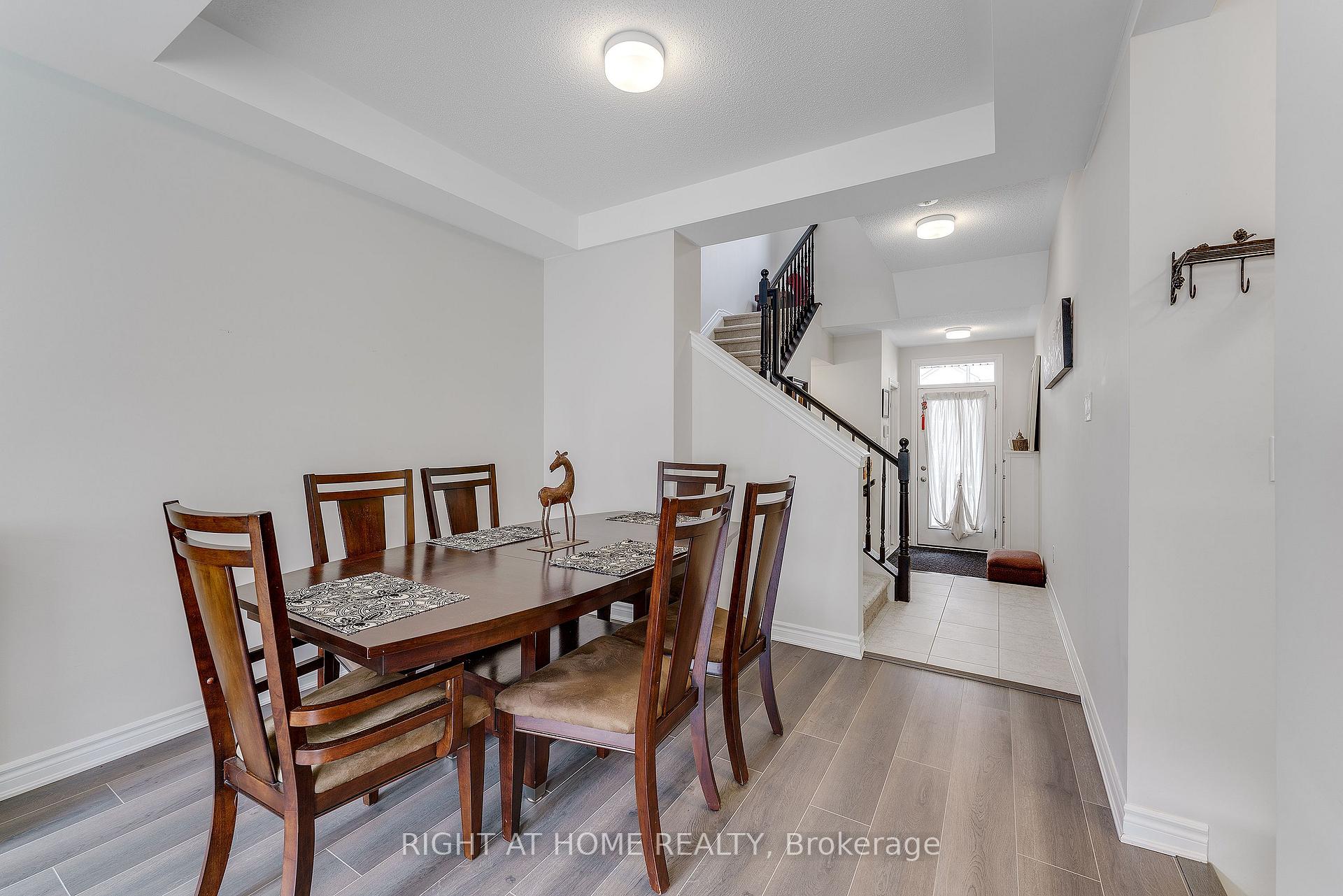 Photo 7 of 715 Derreen Avenue, Ottawa, Stittsville (North) — HOMEH