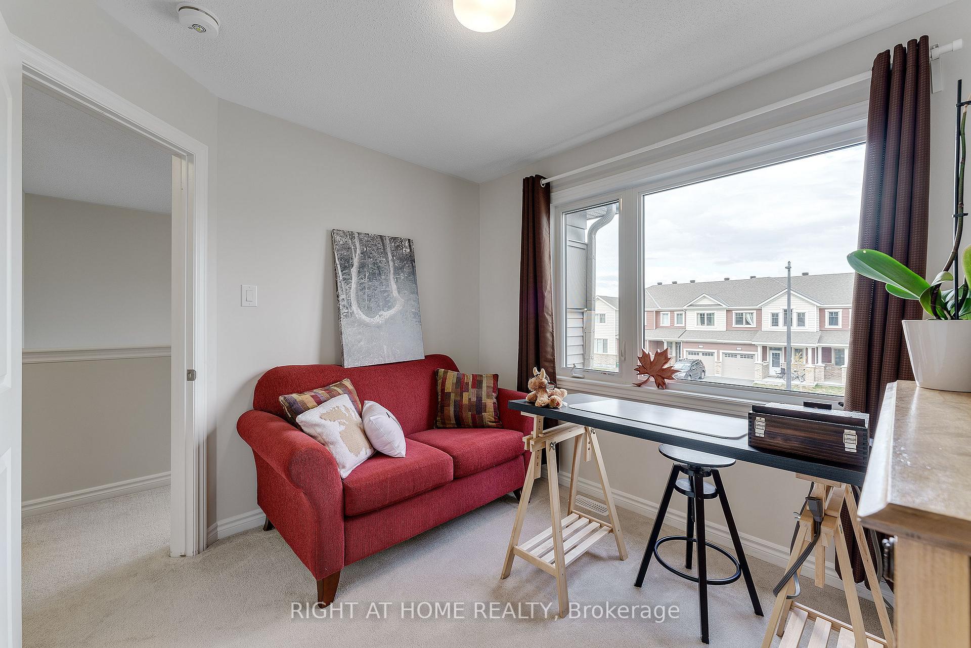 Photo 26 of 715 Derreen Avenue, Ottawa, Stittsville (North) — HOMEH