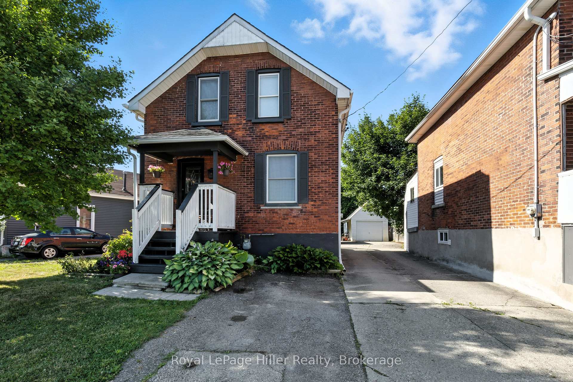 Photo 2 of 65 Guelph Street, Stratford — HOMEH