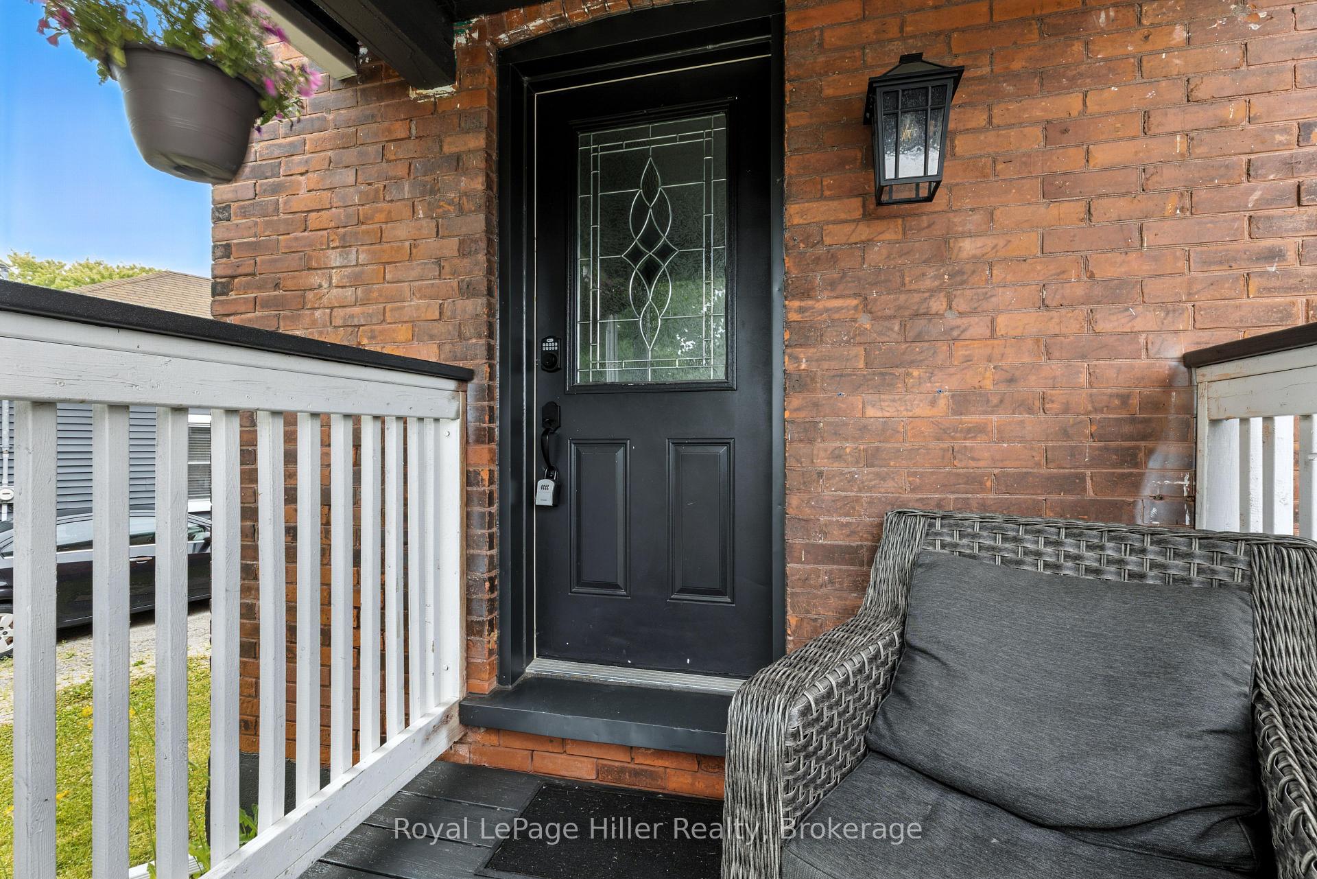 Photo 3 of 65 Guelph Street, Stratford — HOMEH