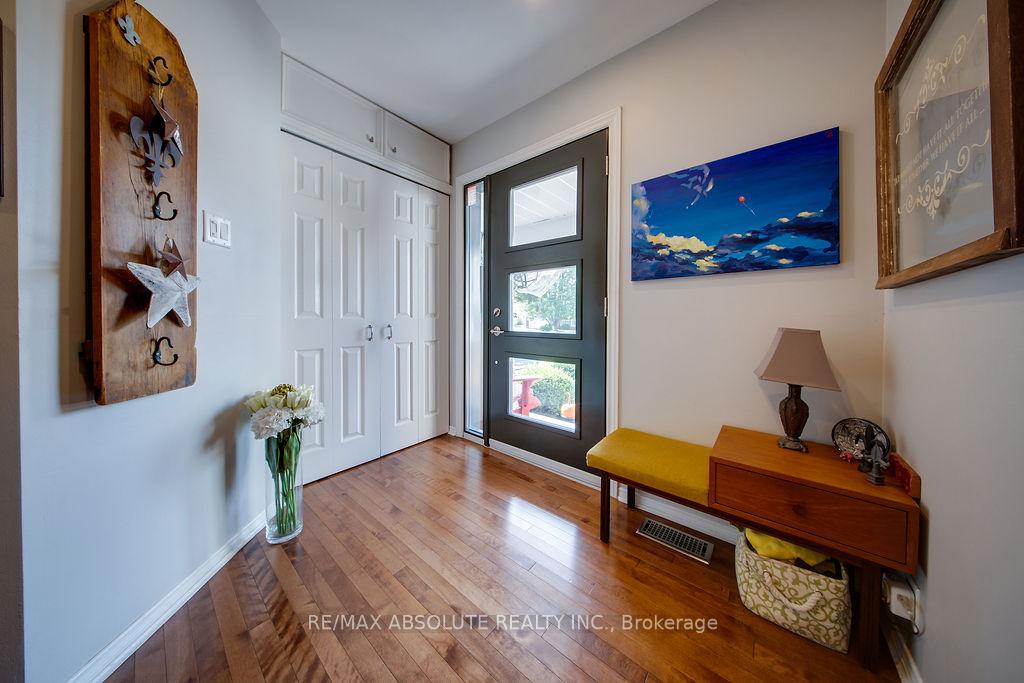 Photo 3 of 37 Randall James Drive, Ottawa, Stittsville (Central) — HOMEH