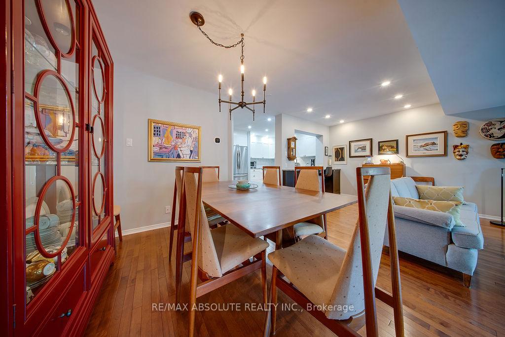 Photo 11 of 37 Randall James Drive, Ottawa, Stittsville (Central) — HOMEH