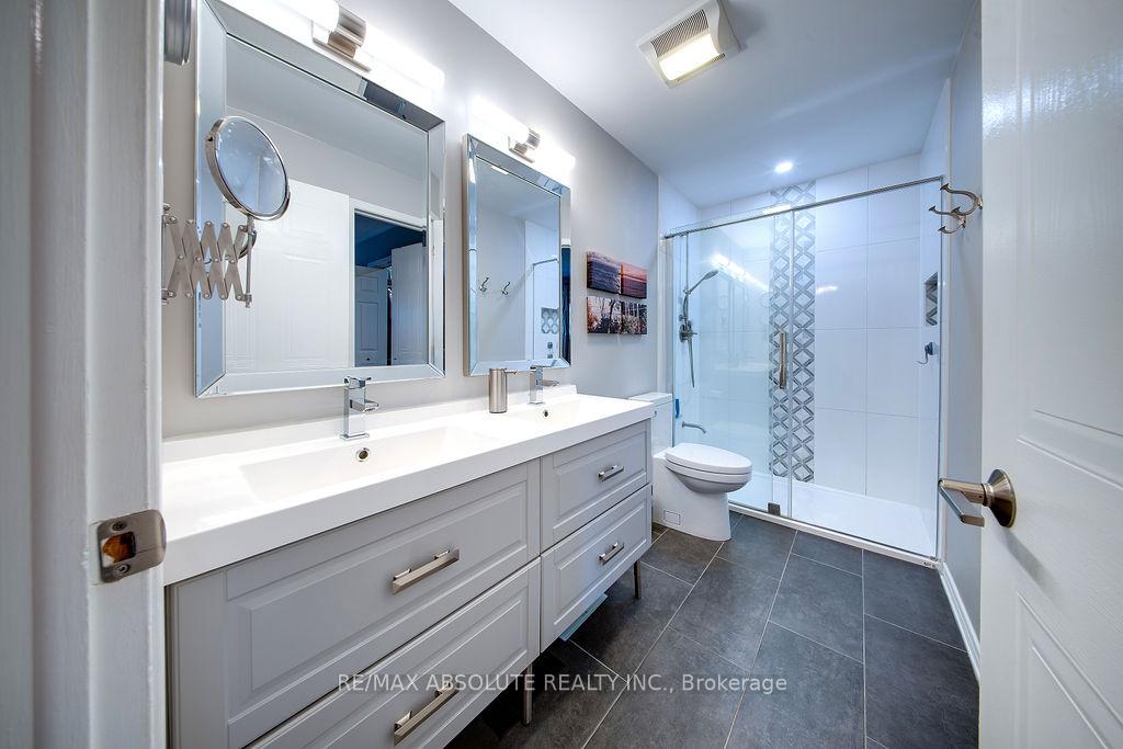 Photo 17 of 37 Randall James Drive, Ottawa, Stittsville (Central) — HOMEH