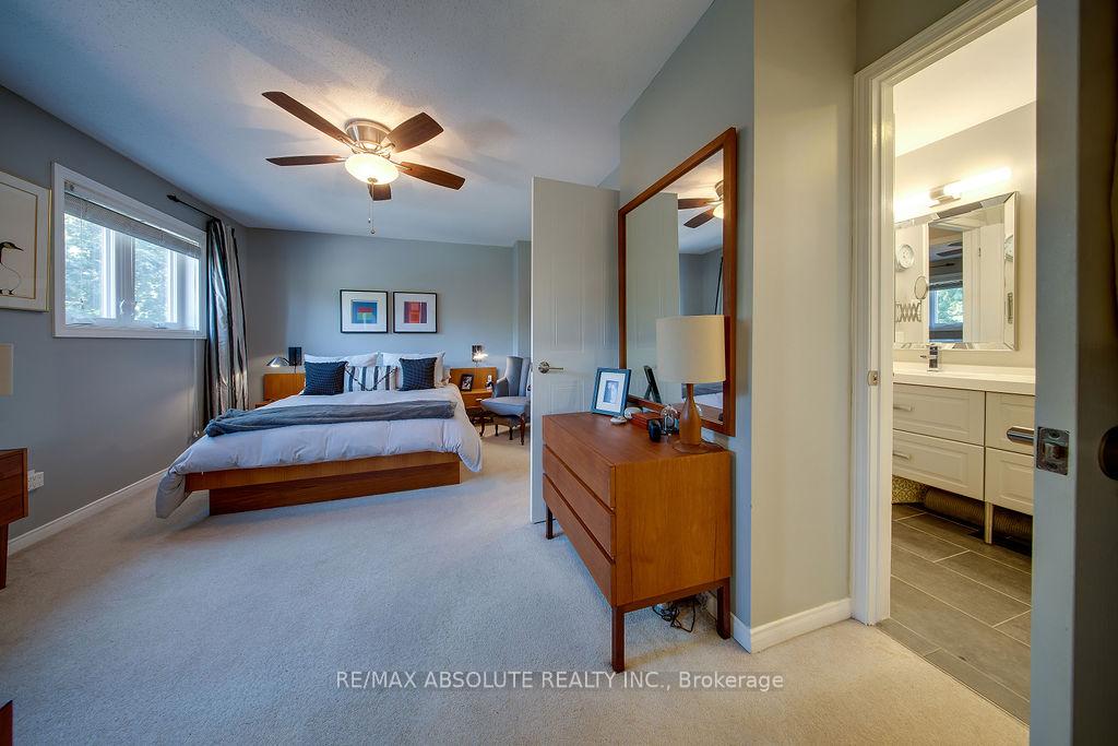 Photo 20 of 37 Randall James Drive, Ottawa, Stittsville (Central) — HOMEH