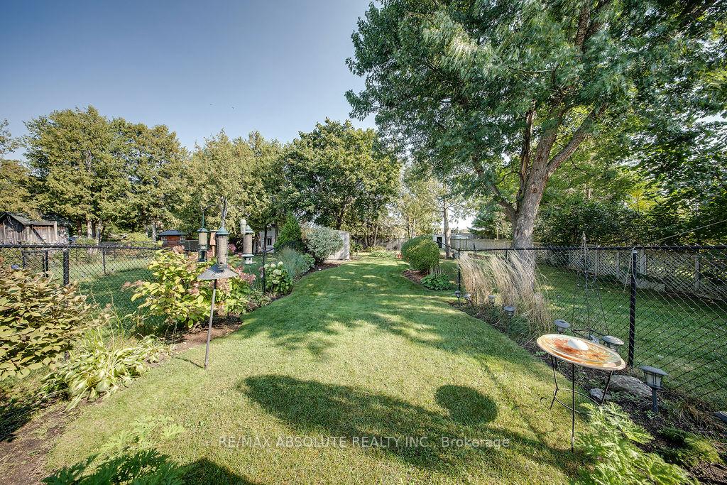 Photo 27 of 37 Randall James Drive, Ottawa, Stittsville (Central) — HOMEH
