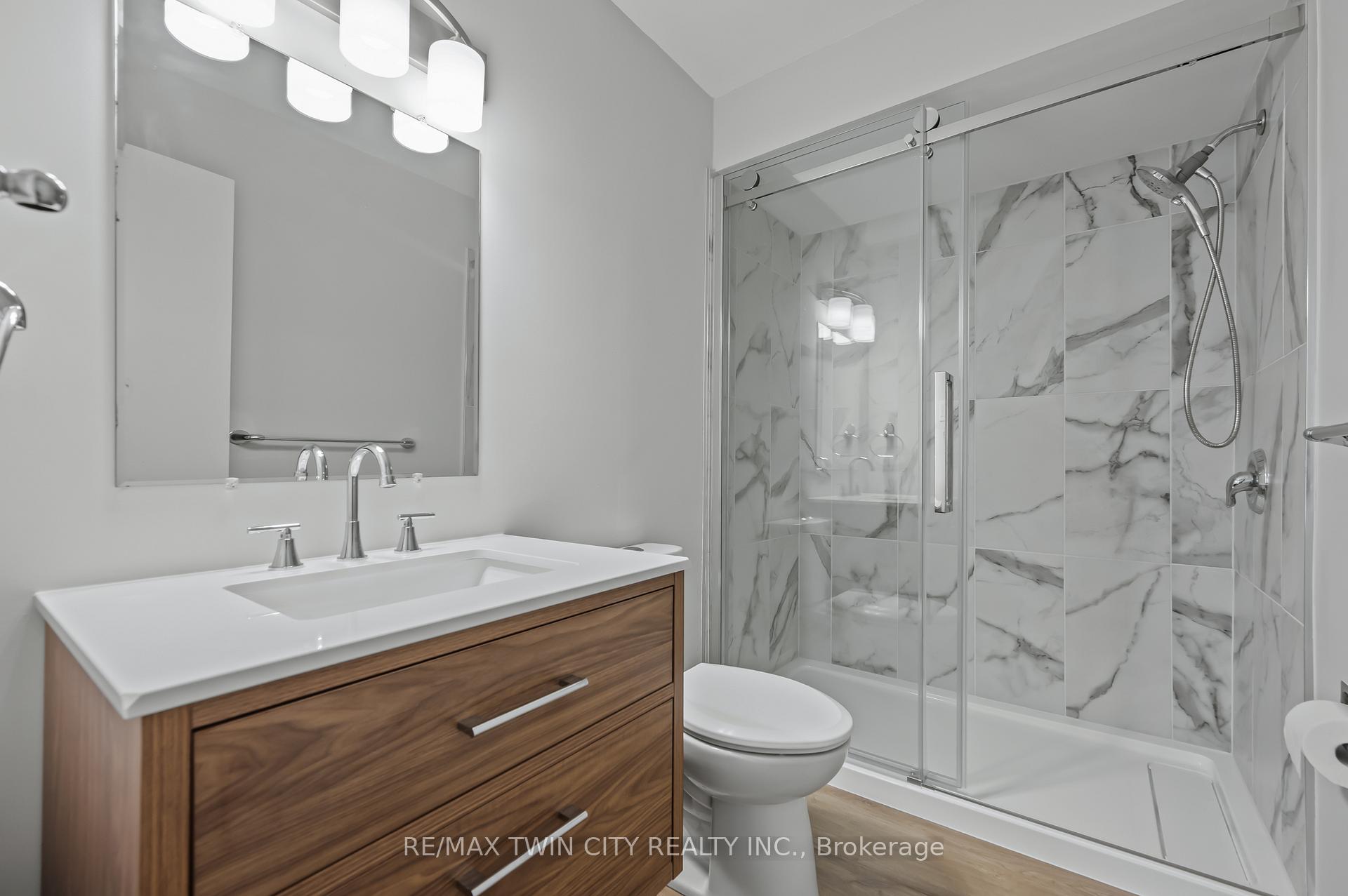 Photo 18 of 41 Chestnut Street, St. Thomas — HOMEH