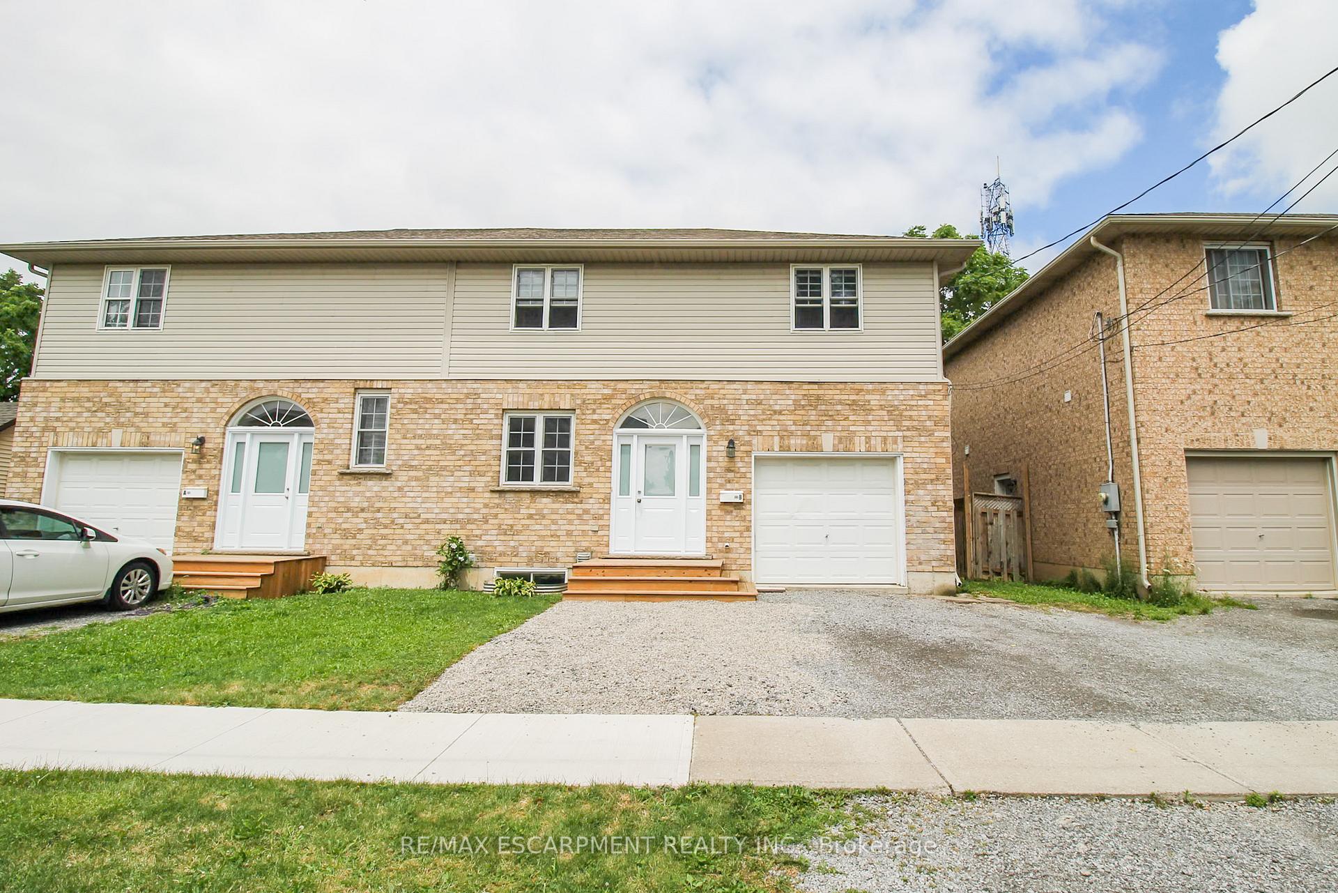 Photo 2 of 27B Walnut Street, St. Catharines, Secord Woods — HOMEH