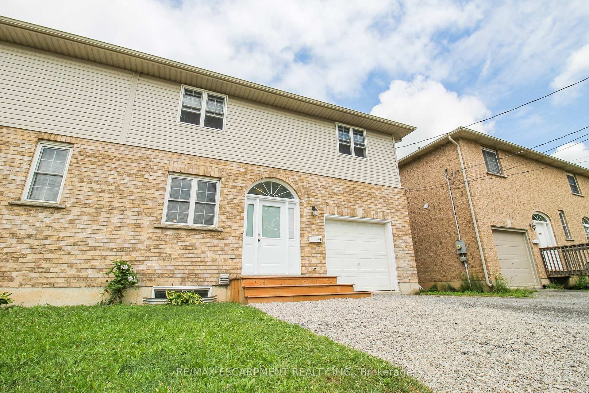 Photo 9 of 27B Walnut Street, St. Catharines, Secord Woods — HOMEH