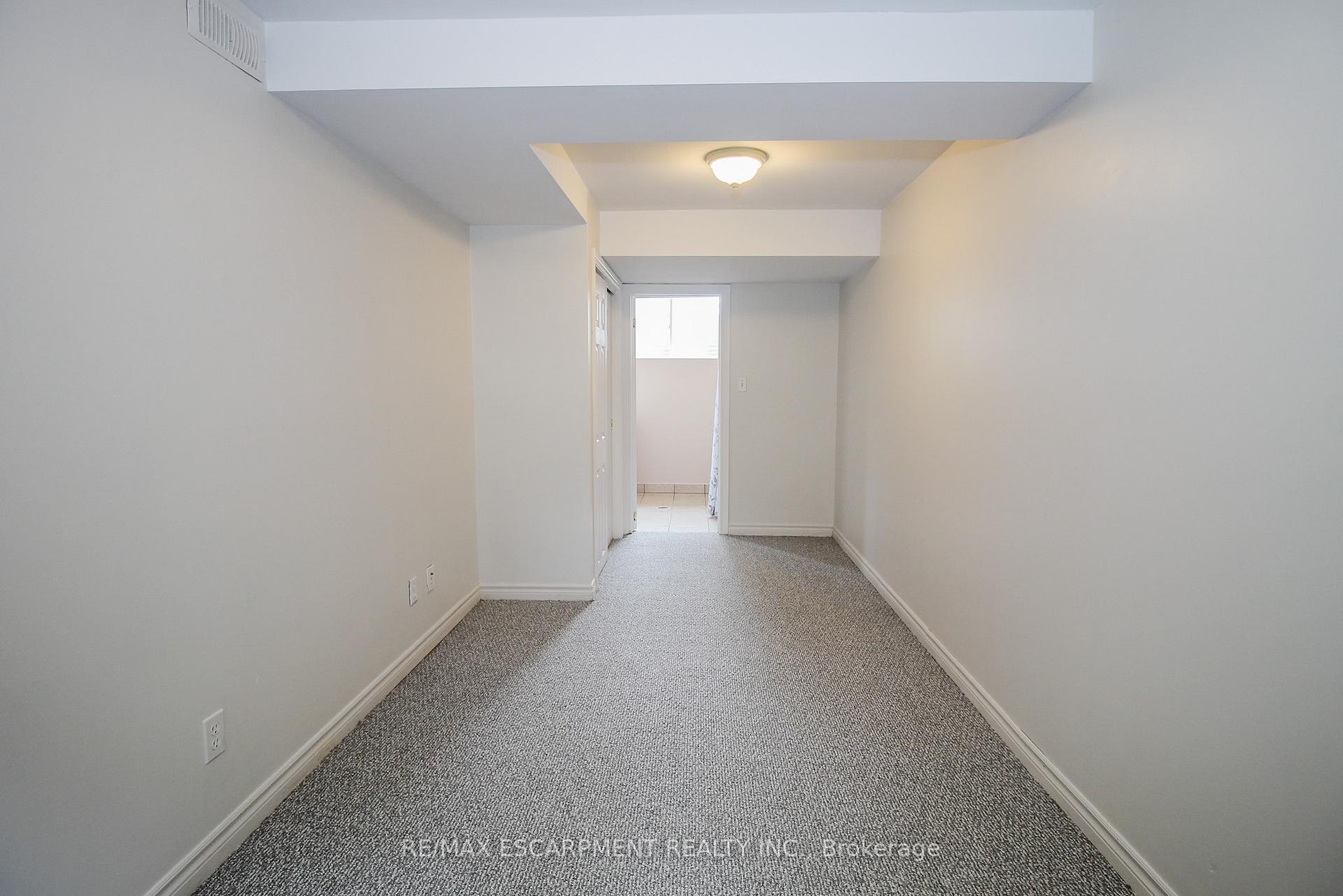Photo 41 of 27B Walnut Street, St. Catharines, Secord Woods — HOMEH