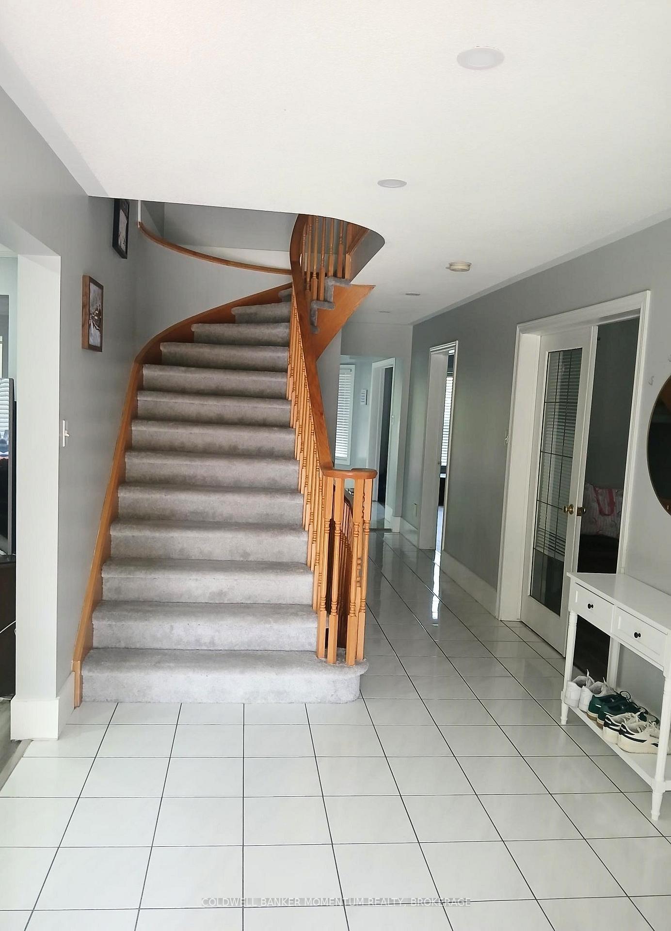 Photo 5 of 27 Mcintyre Avenue, St. Catharines, Rykert/Vansickle — HOMEH
