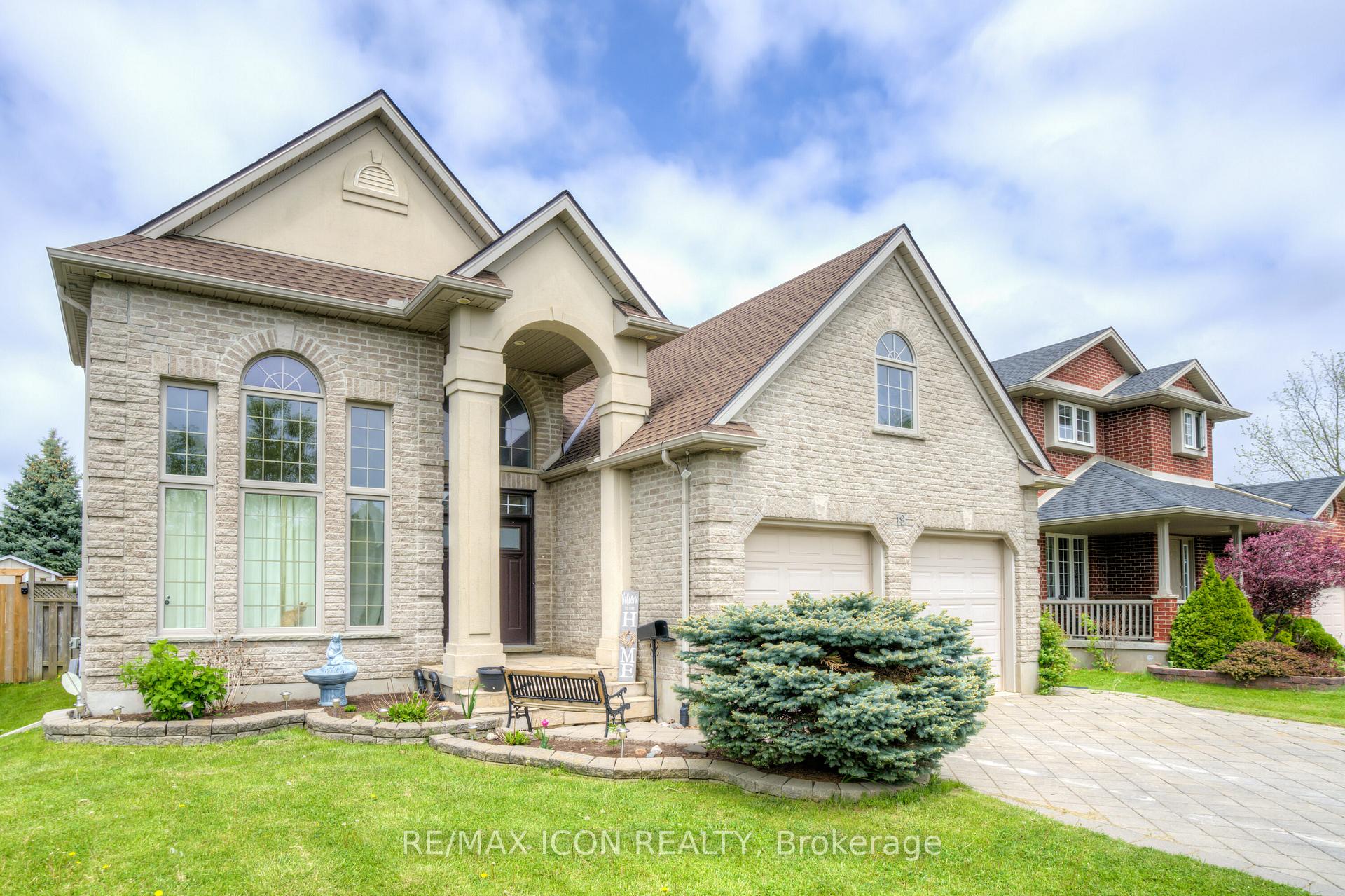 Photo 1 of 19 Redtail Court, St. Thomas — HOMEH