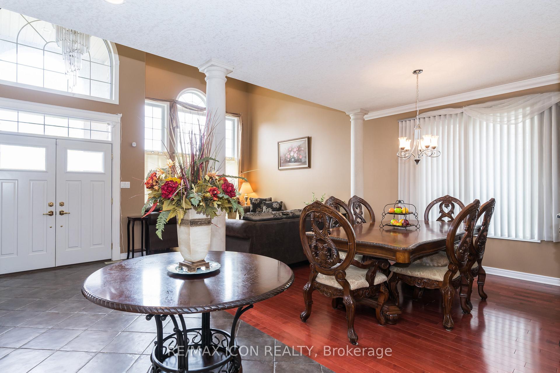 Photo 7 of 19 Redtail Court, St. Thomas — HOMEH