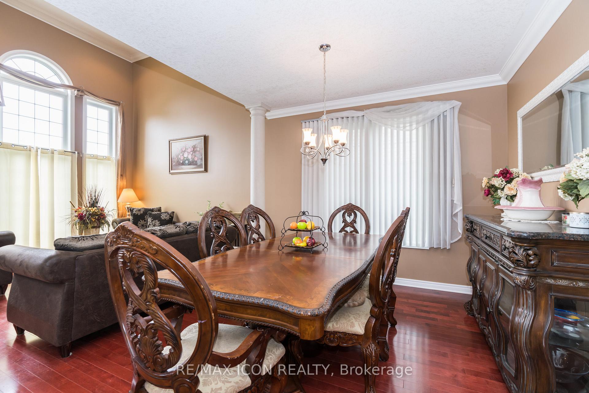 Photo 9 of 19 Redtail Court, St. Thomas — HOMEH