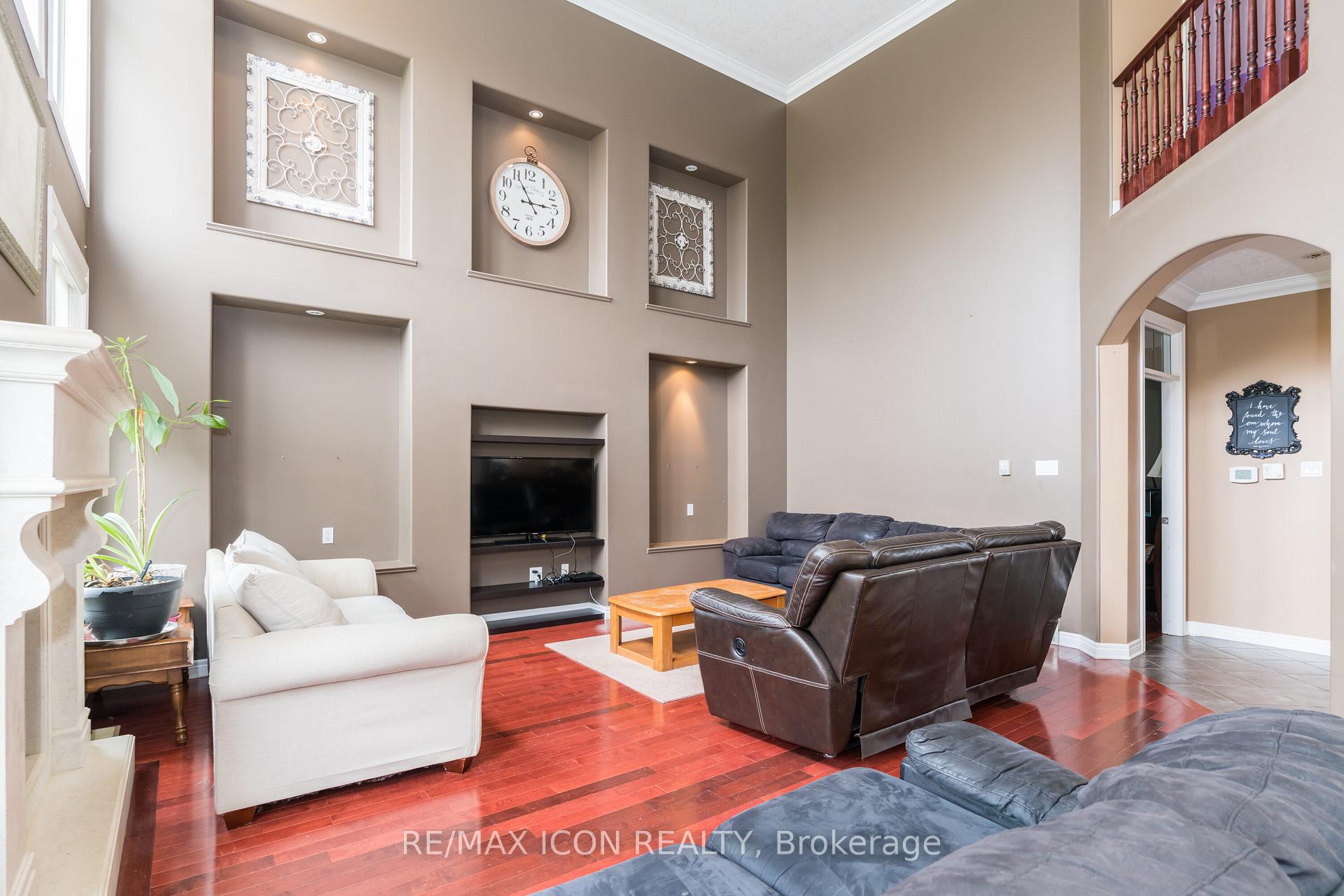 Photo 15 of 19 Redtail Court, St. Thomas — HOMEH