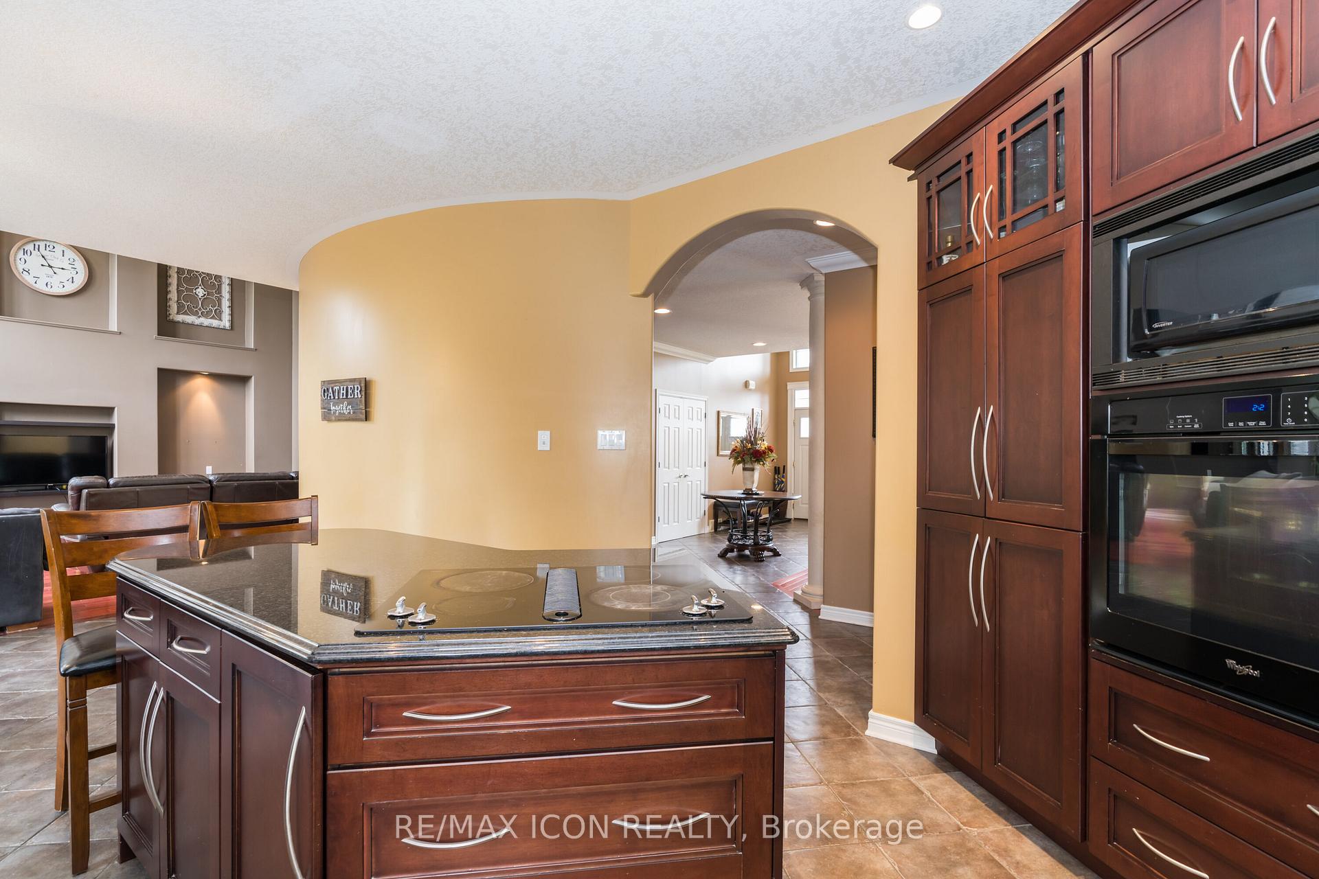 Photo 22 of 19 Redtail Court, St. Thomas — HOMEH