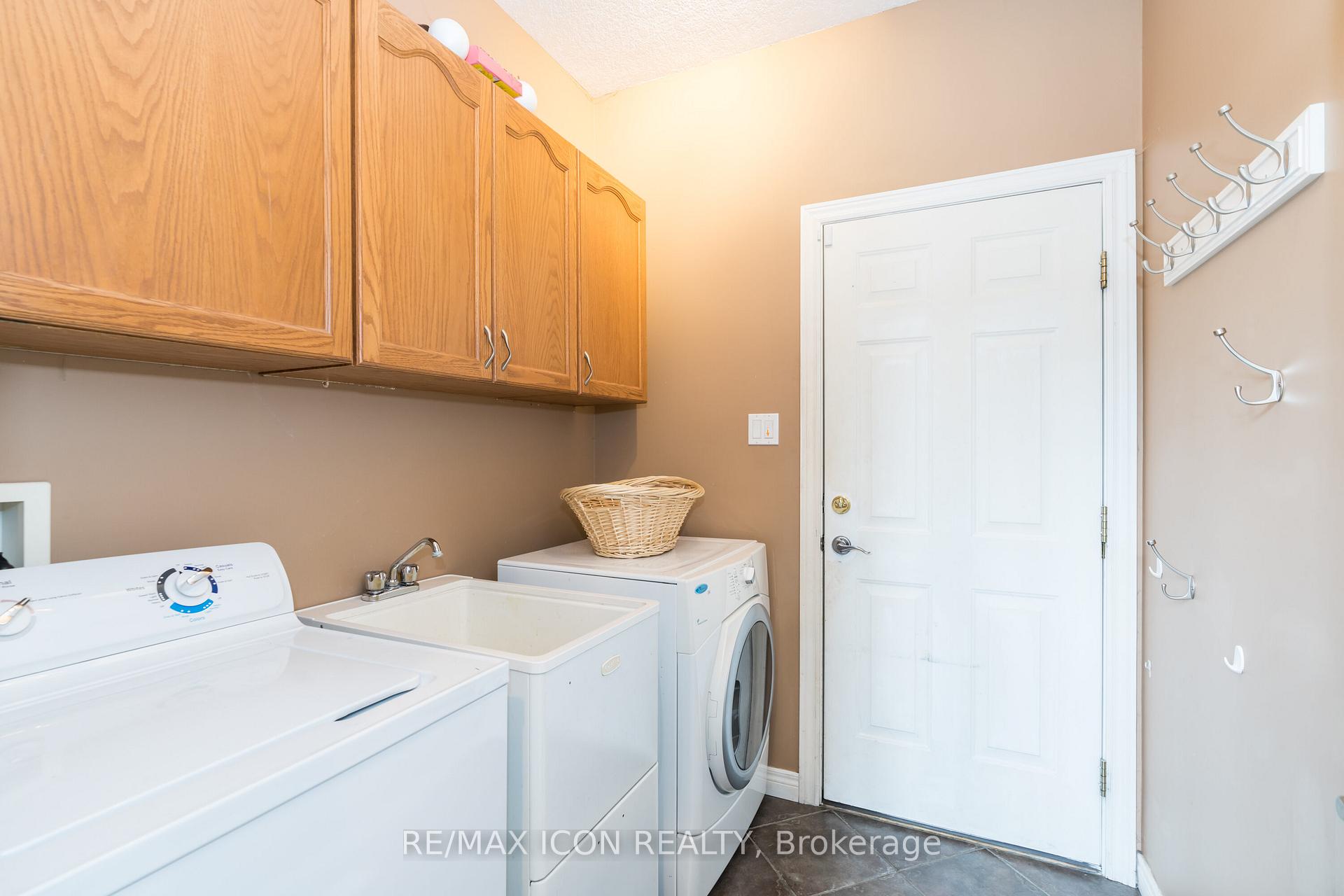 Photo 24 of 19 Redtail Court, St. Thomas — HOMEH