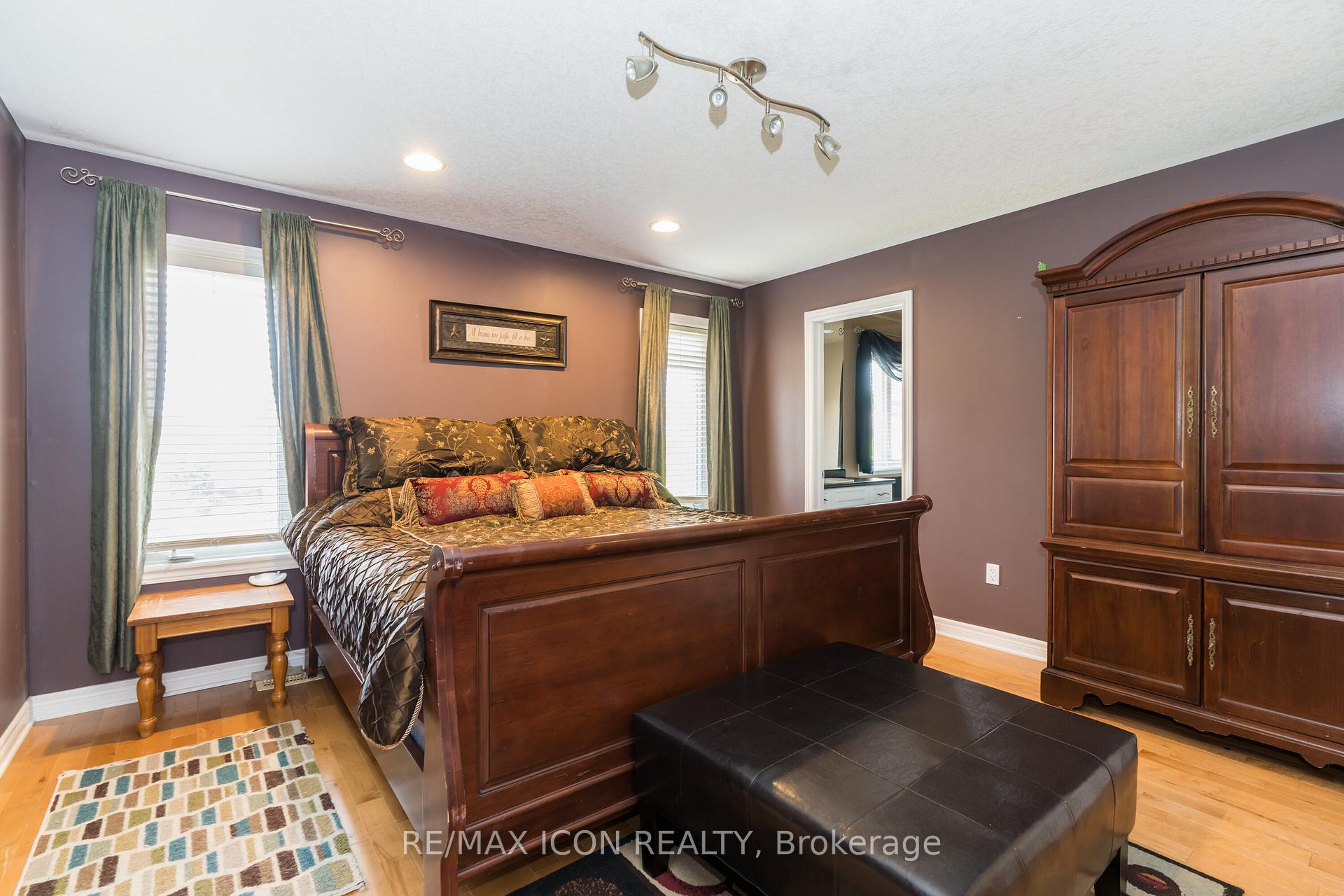Photo 28 of 19 Redtail Court, St. Thomas — HOMEH