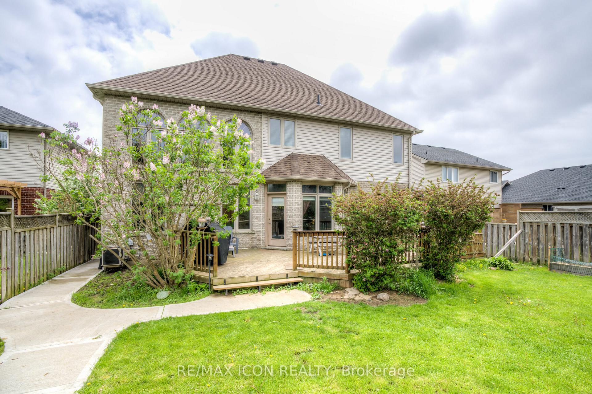 Photo 46 of 19 Redtail Court, St. Thomas — HOMEH