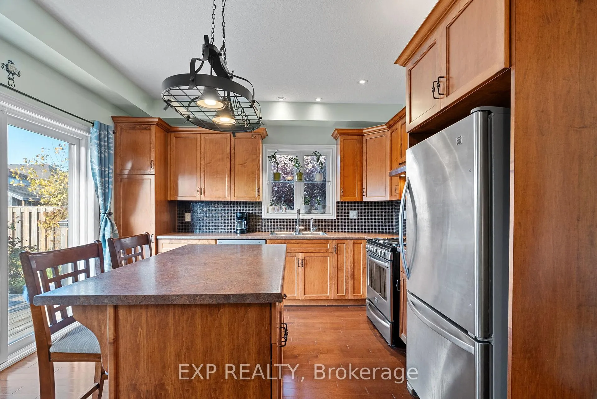 Photo 15 of 25 Brown Street, Stratford — HOMEH
