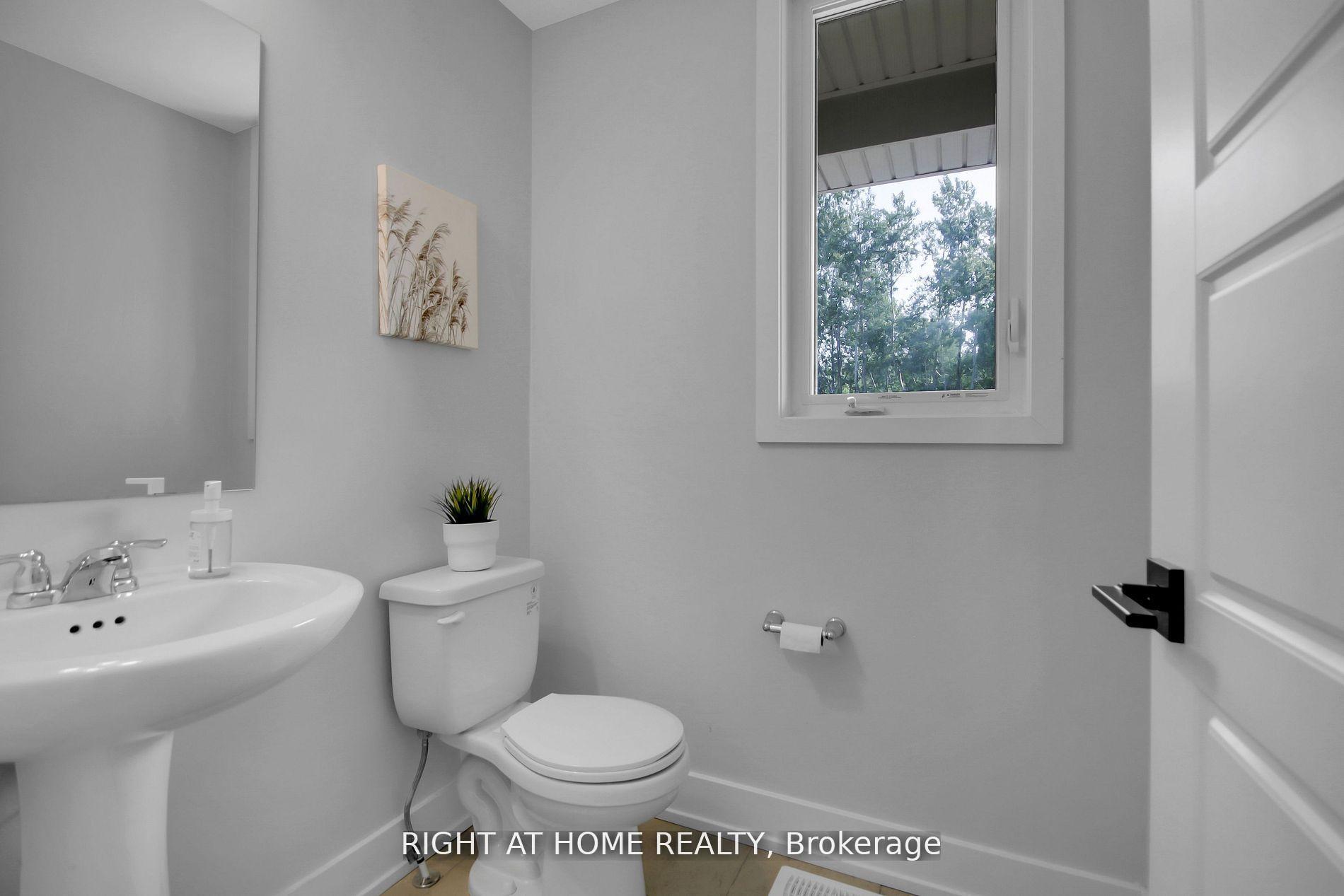 Photo 4 of 831 Derreen Avenue, Ottawa, Stittsville (North) — HOMEH