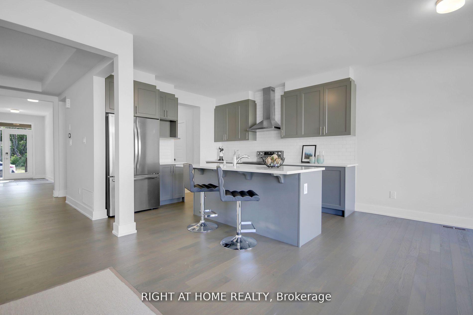 Photo 8 of 831 Derreen Avenue, Ottawa, Stittsville (North) — HOMEH