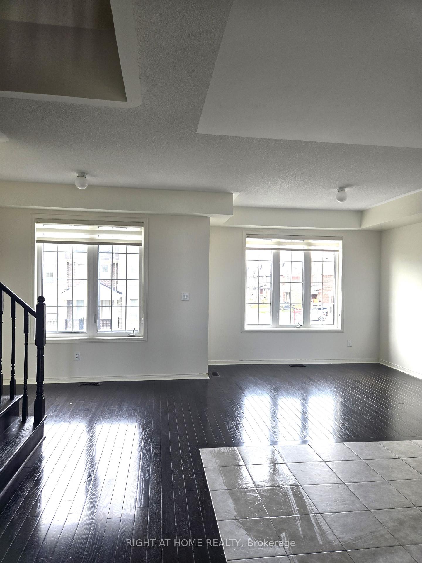 Photo 5 of 18 Hartney Drive, Richmond Hill, Rural Richmond Hill — HOMEH