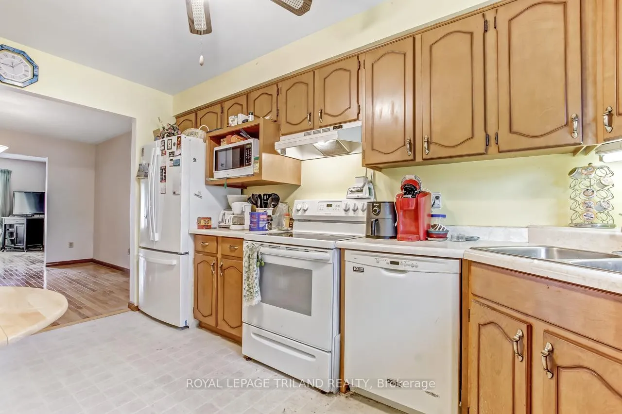 Photo 8 of 306 Highview Drive, St. Thomas — HOMEH