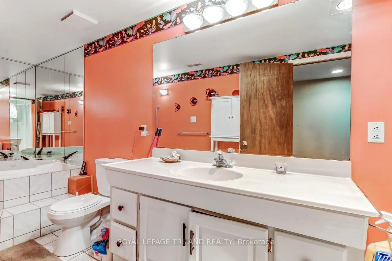 Photo 17 of 306 Highview Drive, St. Thomas — HOMEH