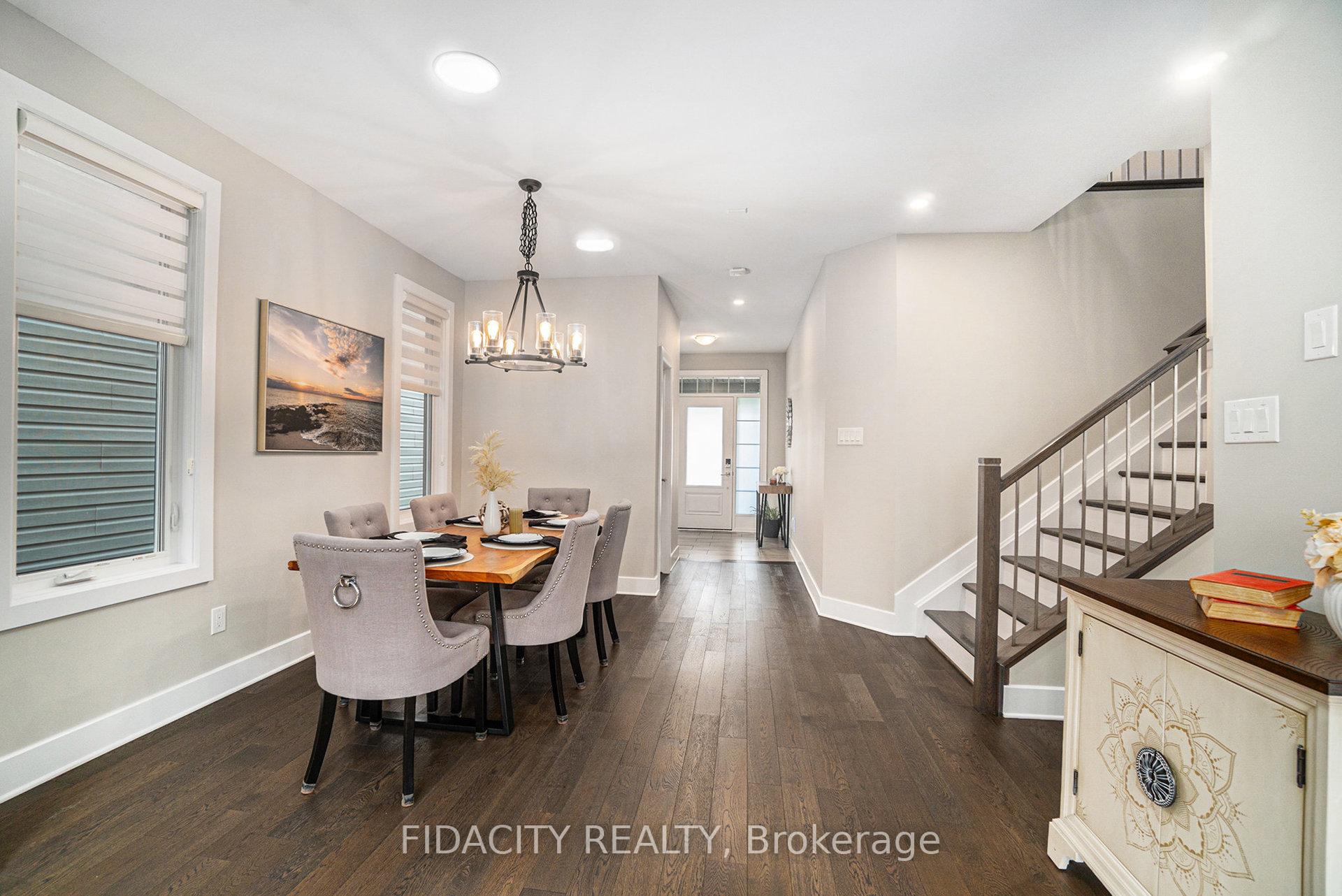 Photo 5 of 644 Eagle Crest Heights, Ottawa, Stittsville (North) — HOMEH