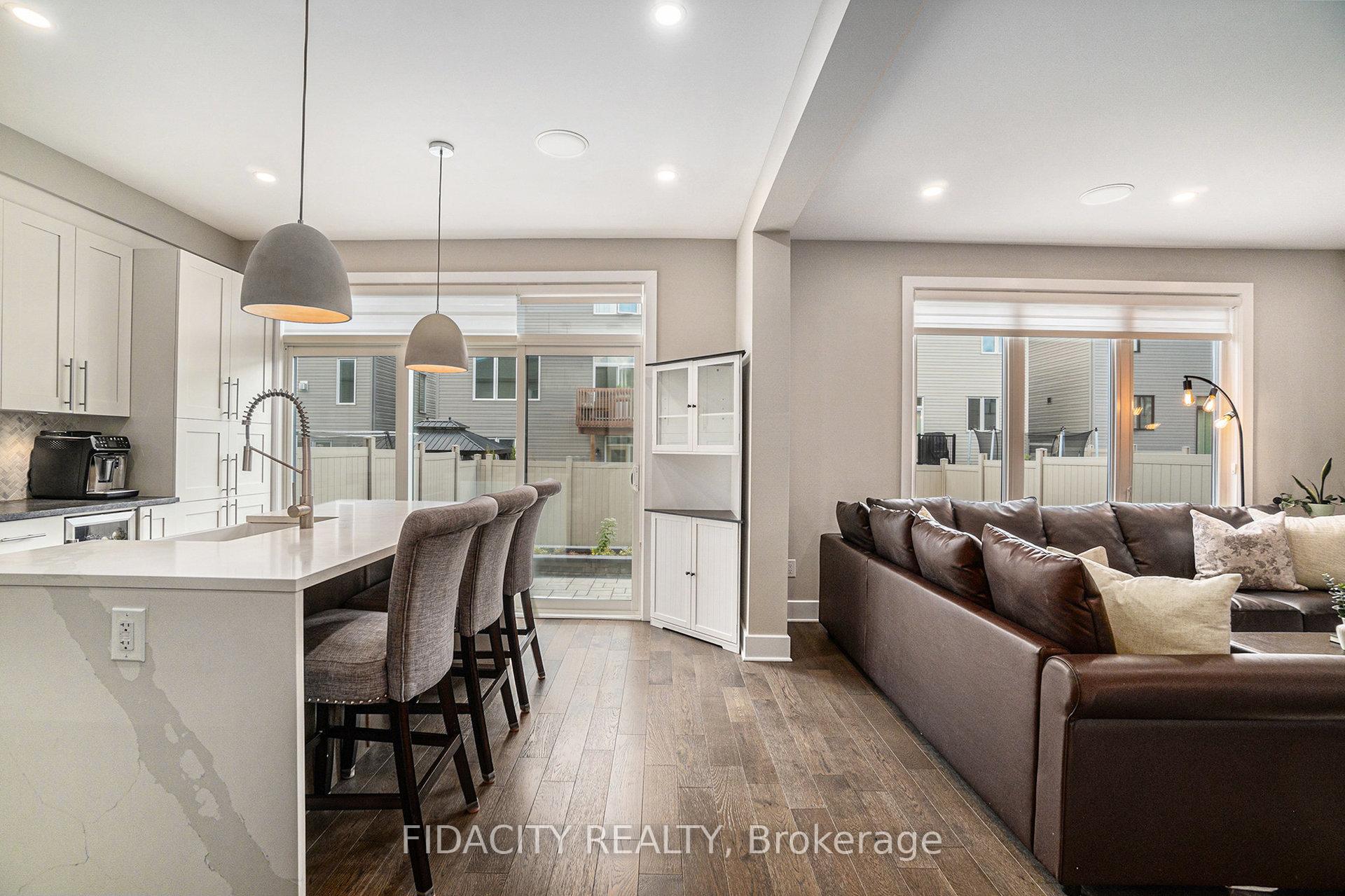 Photo 9 of 644 Eagle Crest Heights, Ottawa, Stittsville (North) — HOMEH