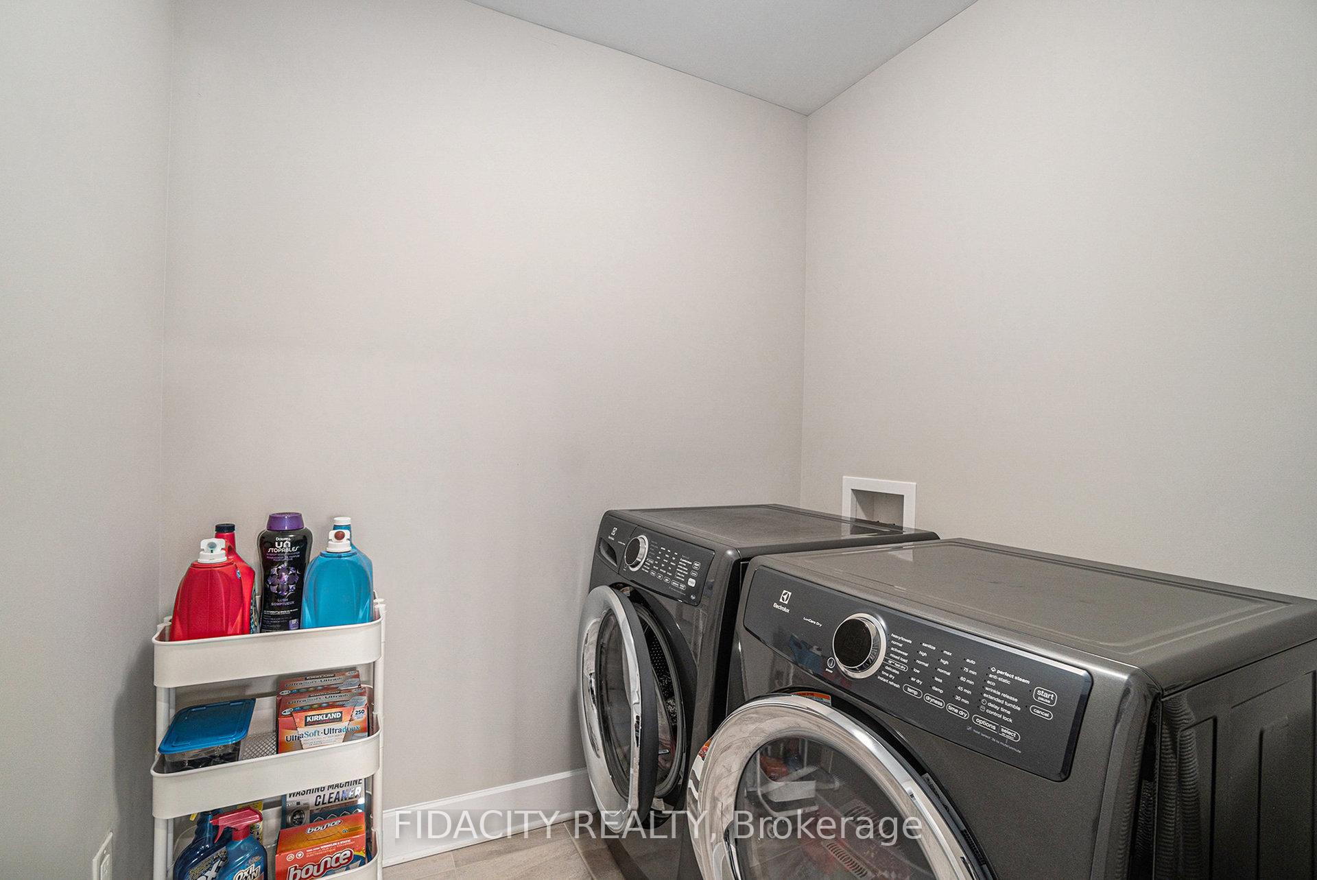 Photo 13 of 644 Eagle Crest Heights, Ottawa, Stittsville (North) — HOMEH