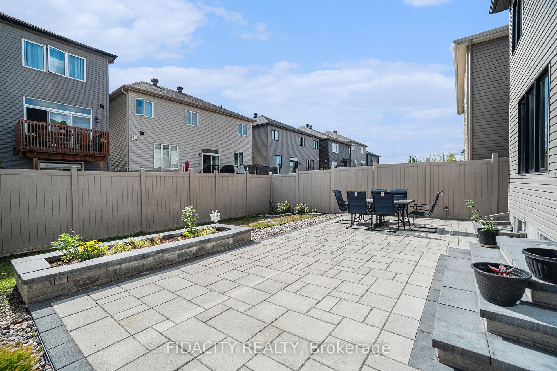 Photo 28 of 644 Eagle Crest Heights, Ottawa, Stittsville (North) — HOMEH