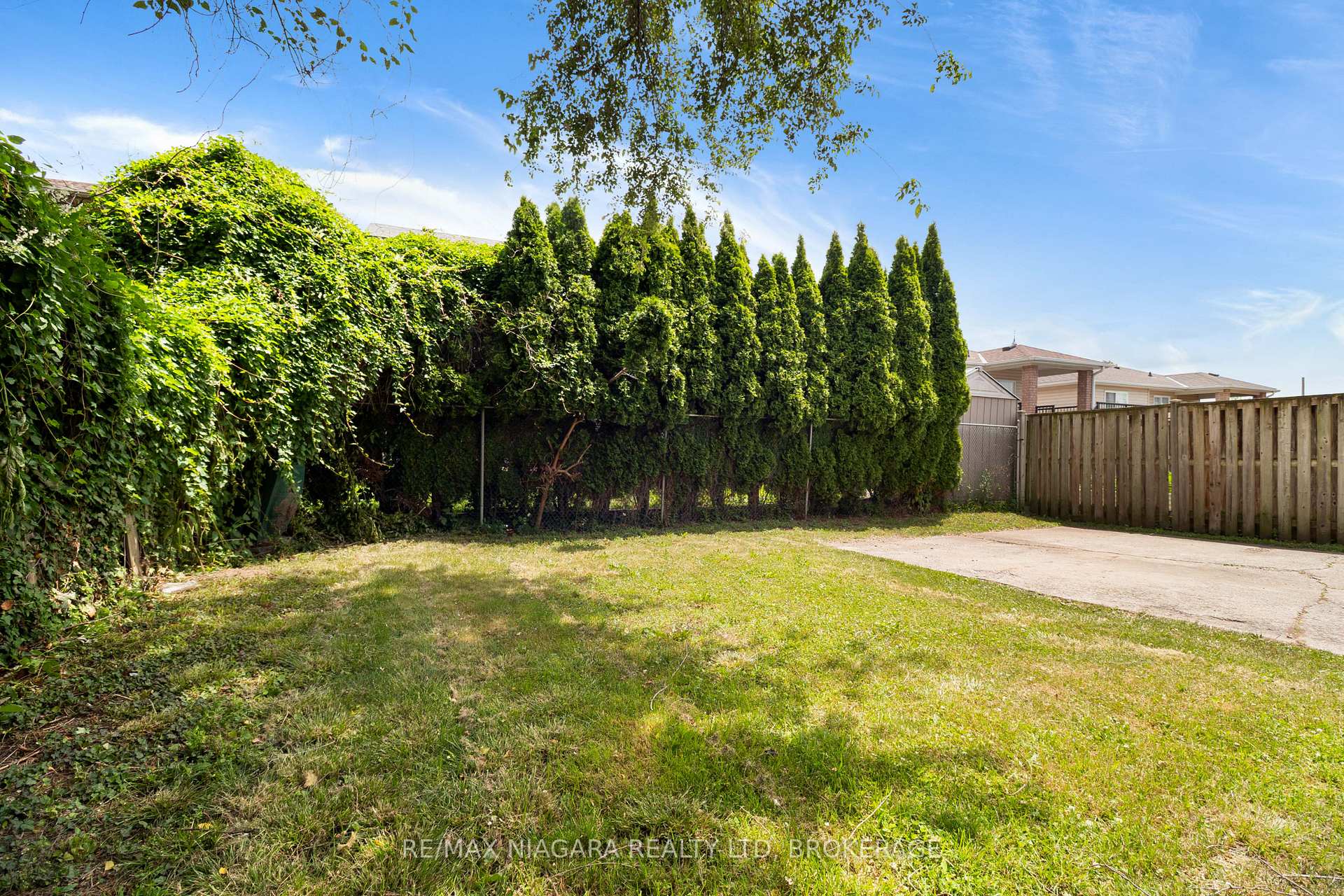 Photo 23 of Unit Main, 16 Ormonde Avenue, St. Catharines, Facer — HOMEH