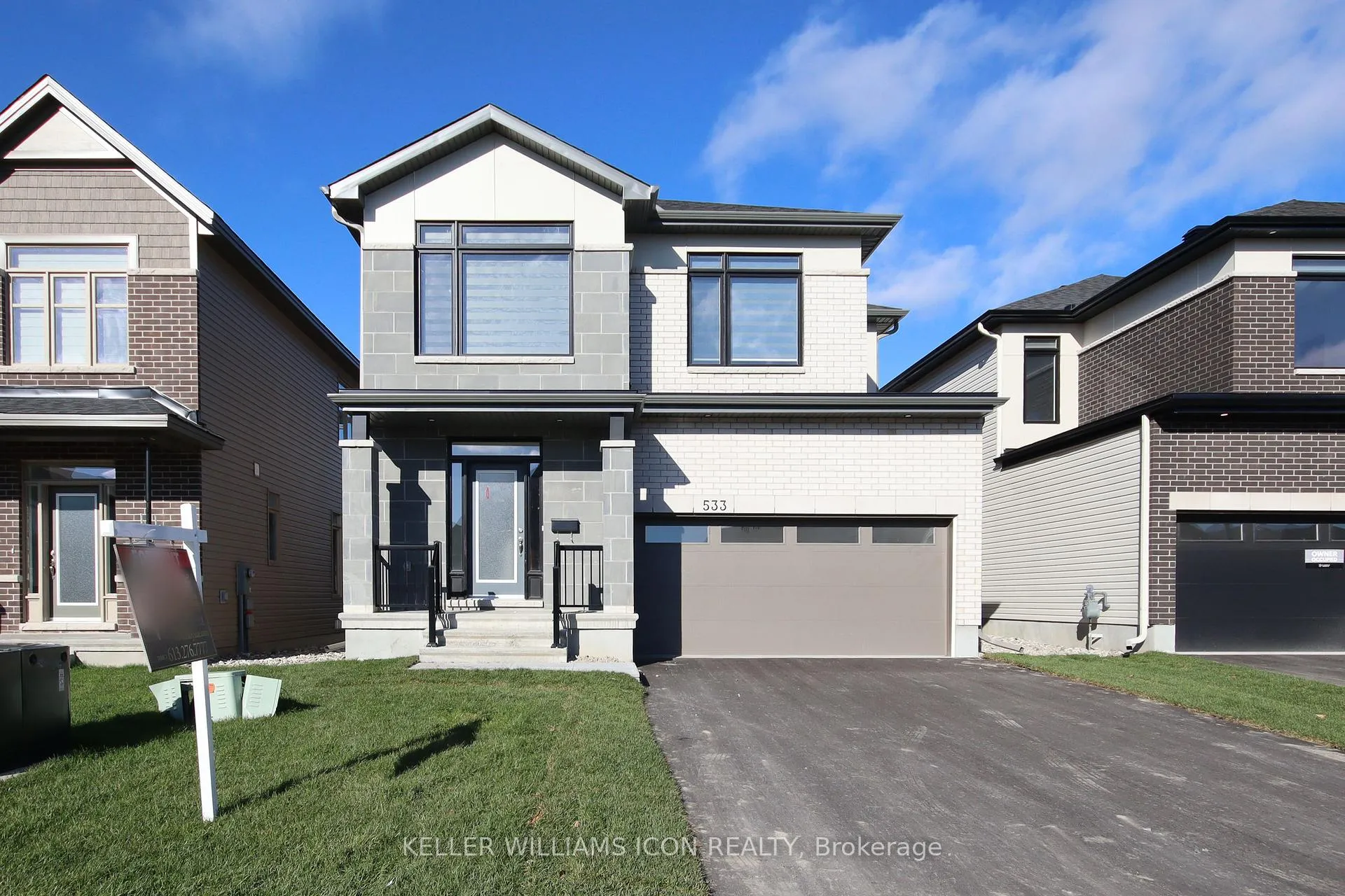Front of 533 Bobolink Ridge