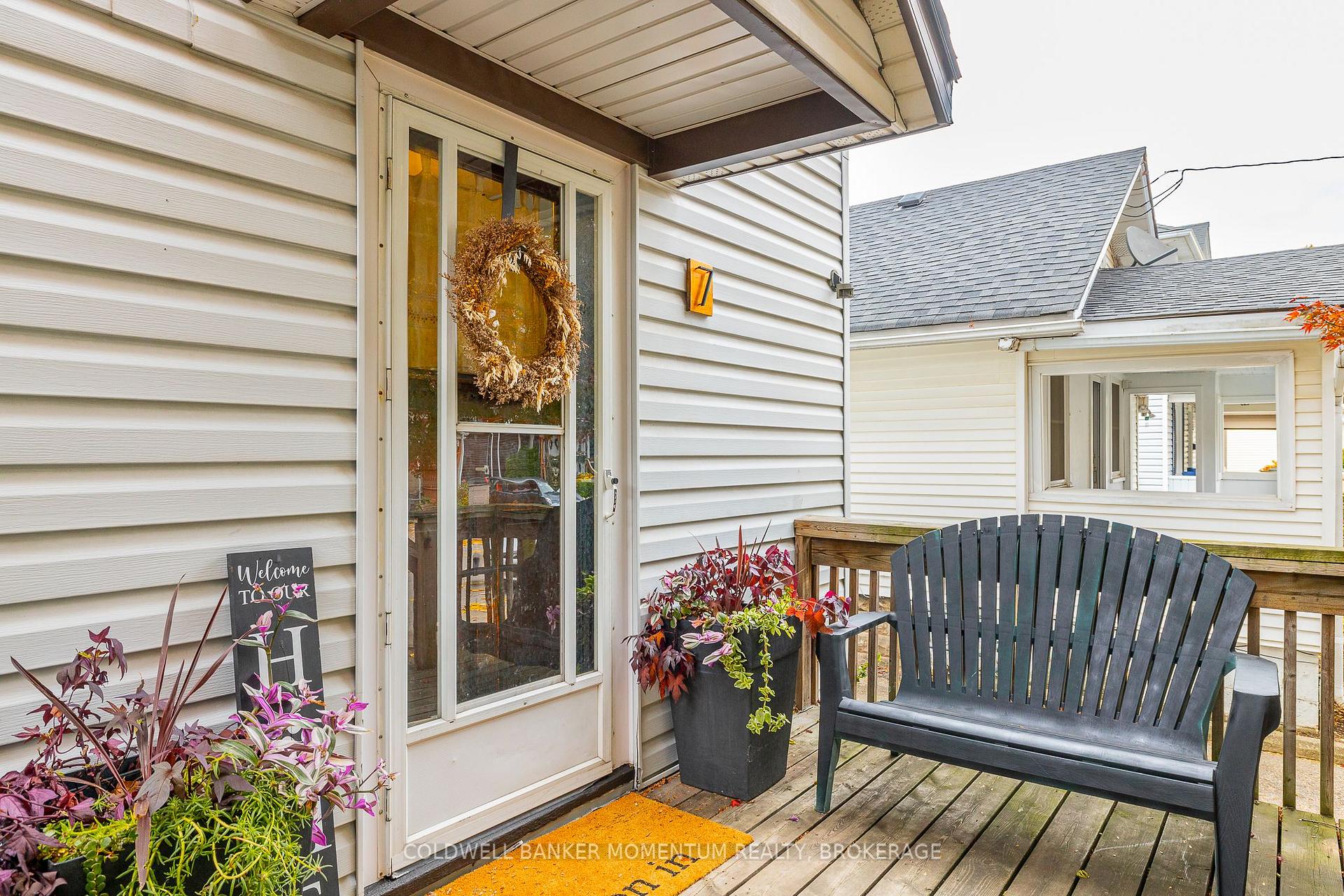 Photo 9 of 7 Linwood Street, St. Catharines, Downtown — HOMEH