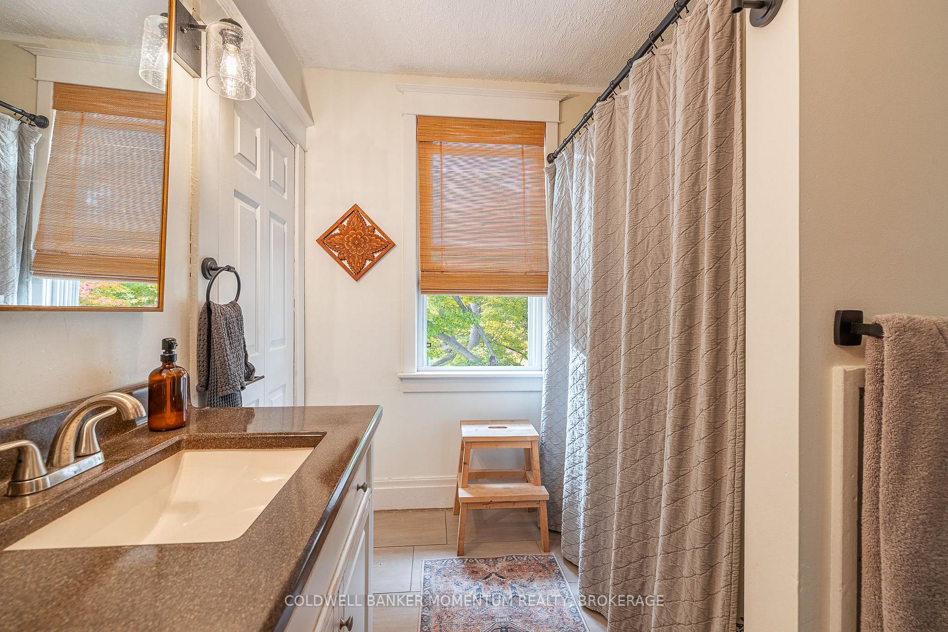 Photo 38 of 7 Linwood Street, St. Catharines, Downtown — HOMEH