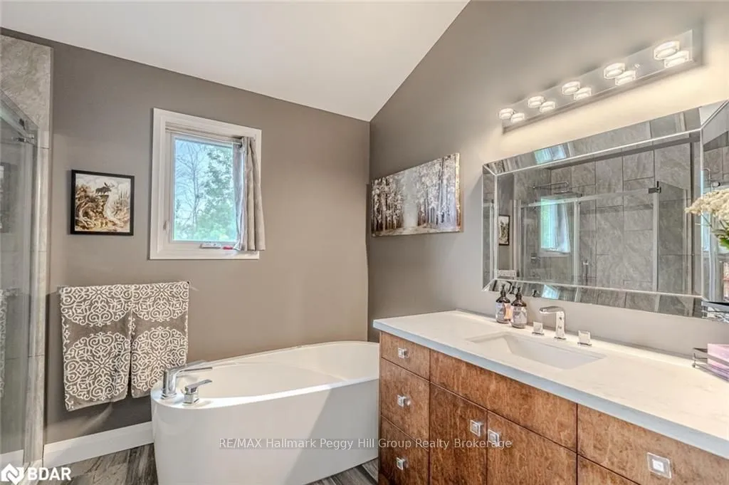 Photo 15 of 1783 County Road 6 South, Springwater, Rural Springwater — HOMEH