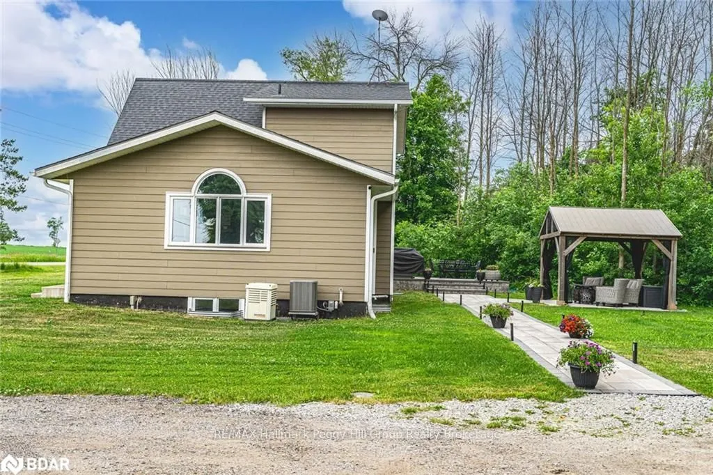 Photo 23 of 1783 County Road 6 South, Springwater, Rural Springwater — HOMEH