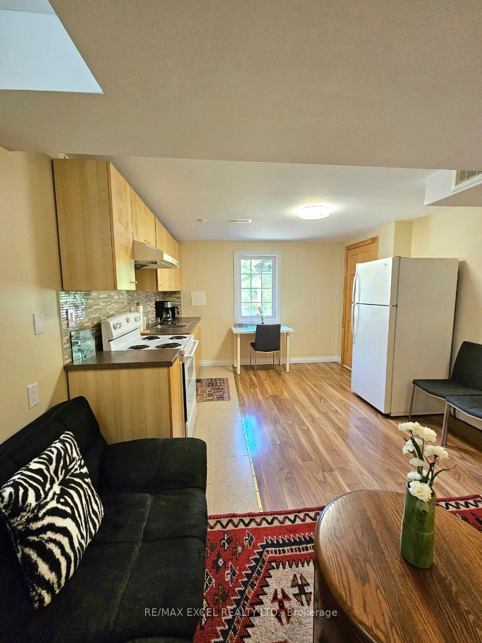Photo 26 of 29 Brass Drive N, Richmond Hill, Jefferson — HOMEH
