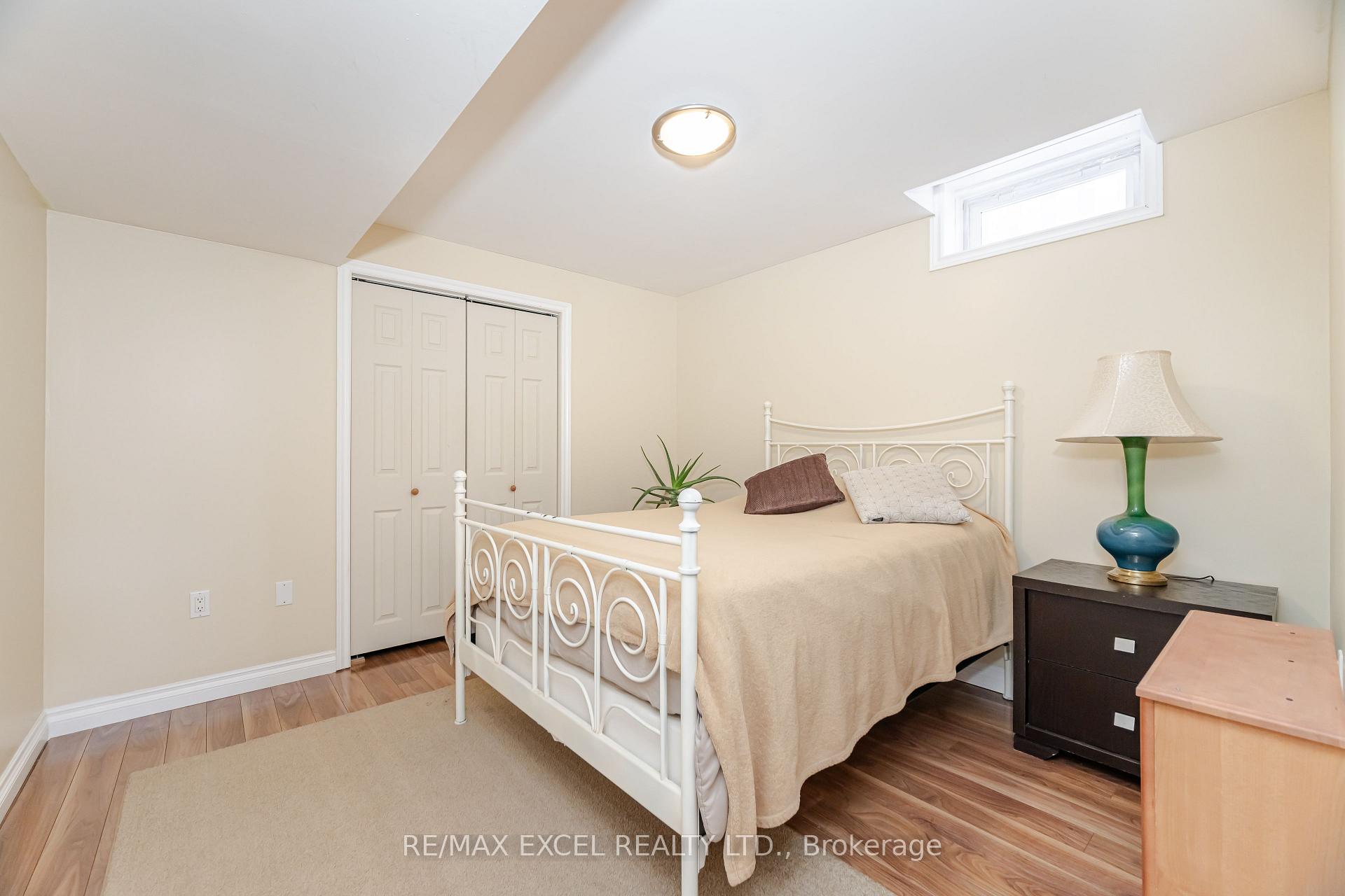 Photo 28 of 29 Brass Drive N, Richmond Hill, Jefferson — HOMEH