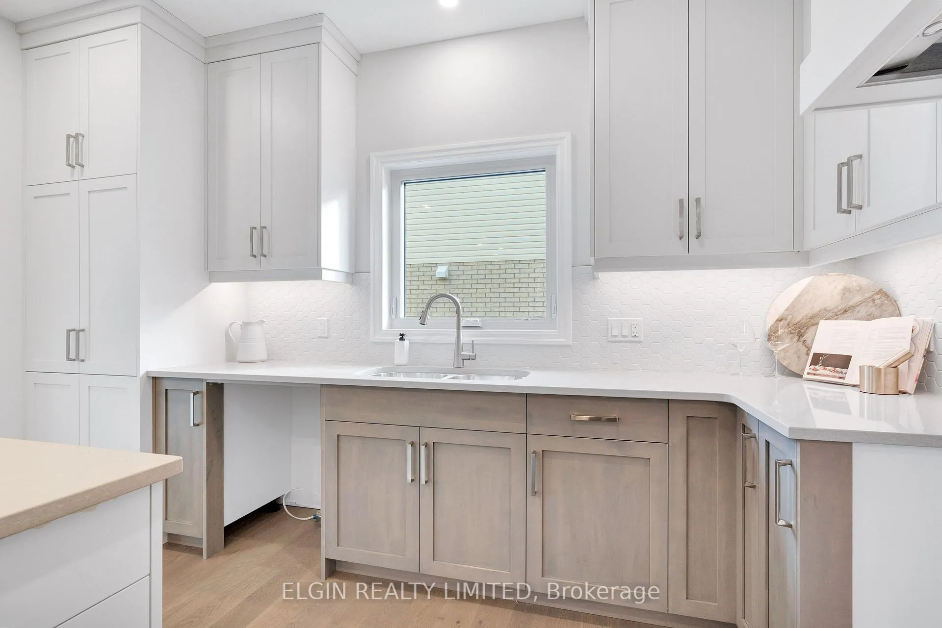 Photo 20 of 8 Hartland Circle, St. Thomas — HOMEH
