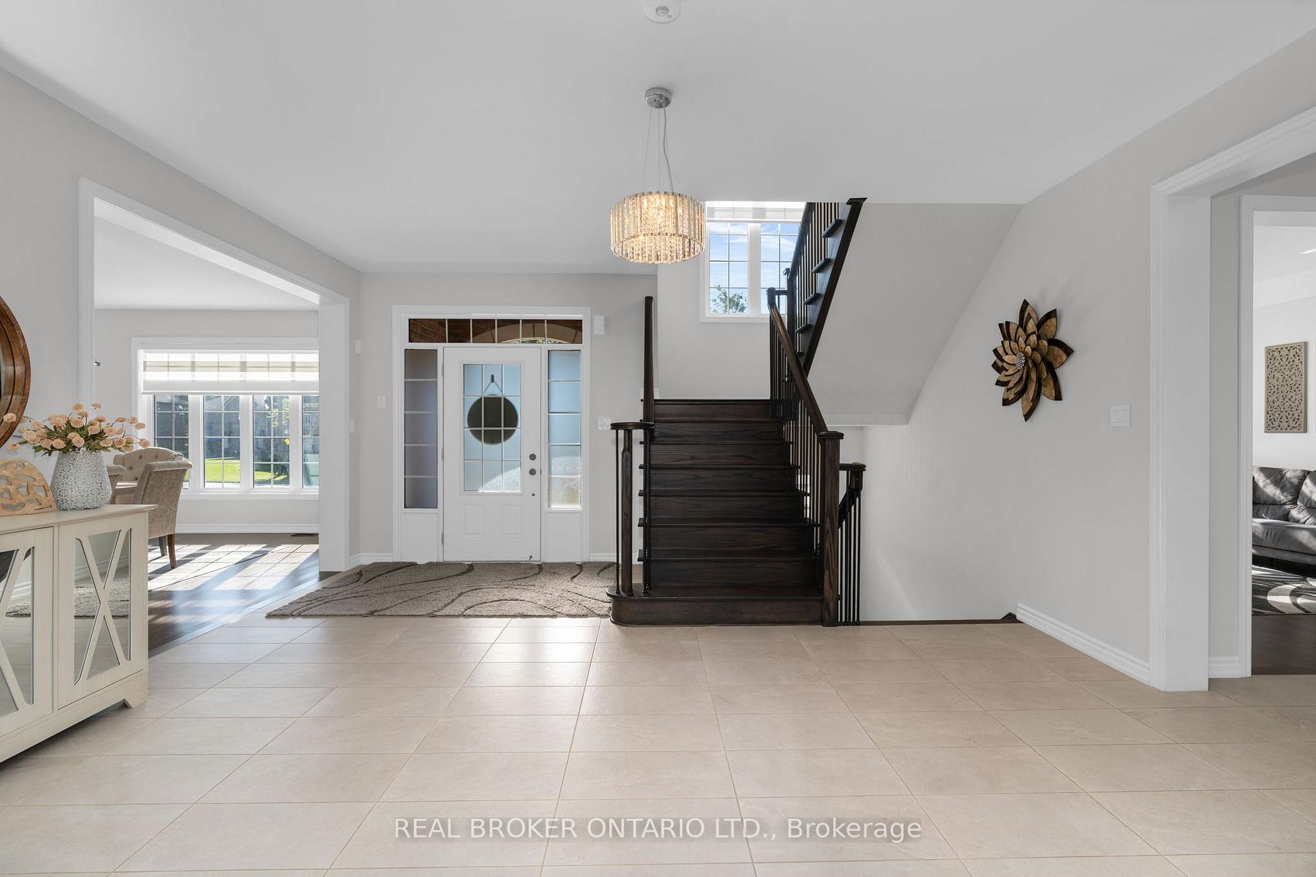 Photo 4 of 40 Jack Crescent, Springwater, Centre Vespra — HOMEH
