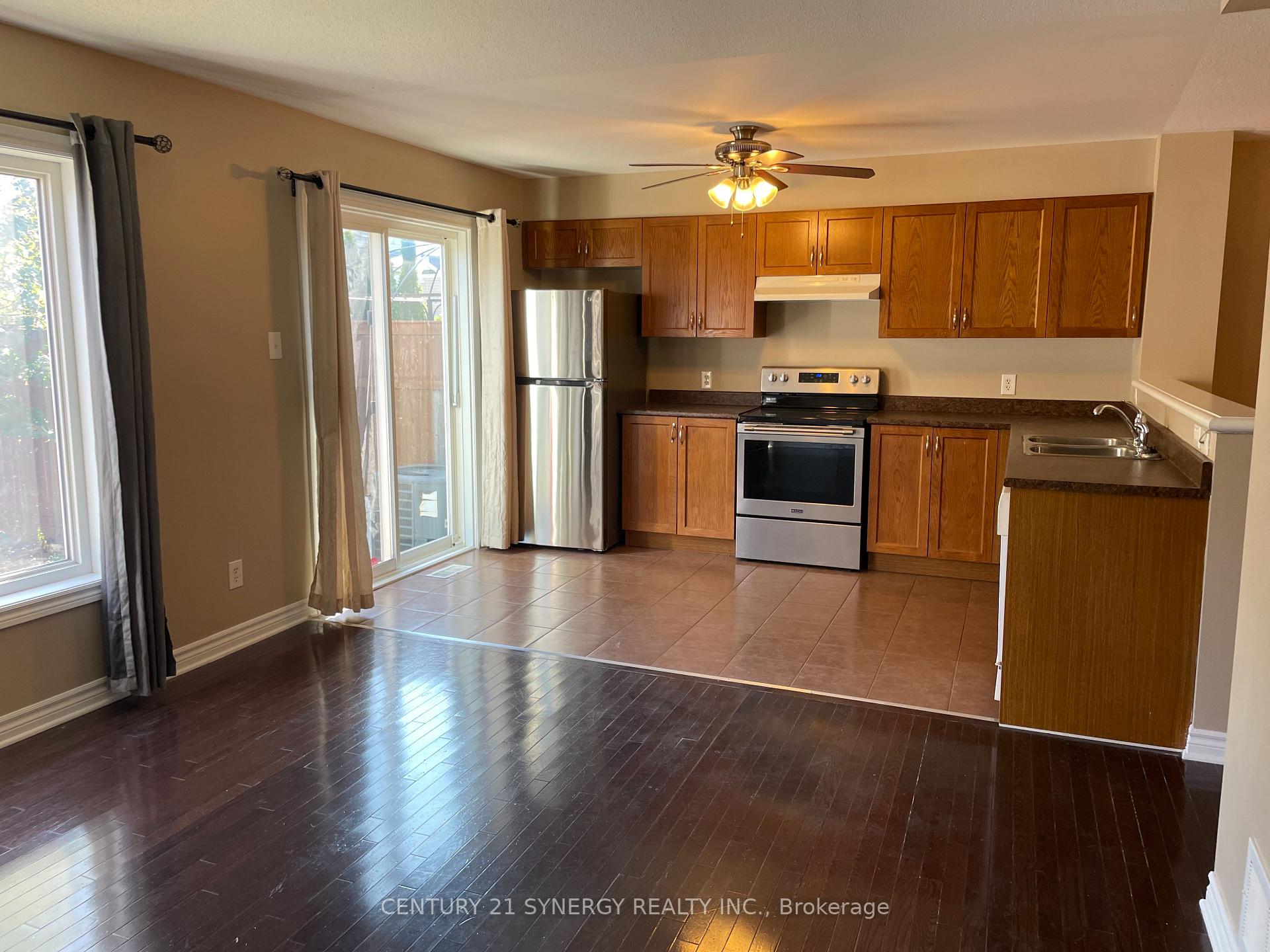 Photo 12 of 280 Par-La-Ville Circle, Ottawa, Stittsville (North) — HOMEH