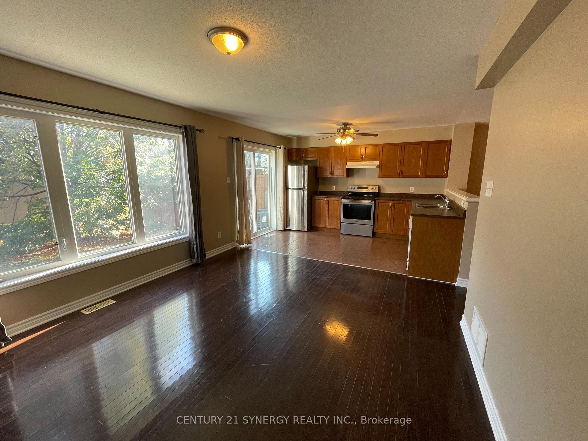 Photo 13 of 280 Par-La-Ville Circle, Ottawa, Stittsville (North) — HOMEH
