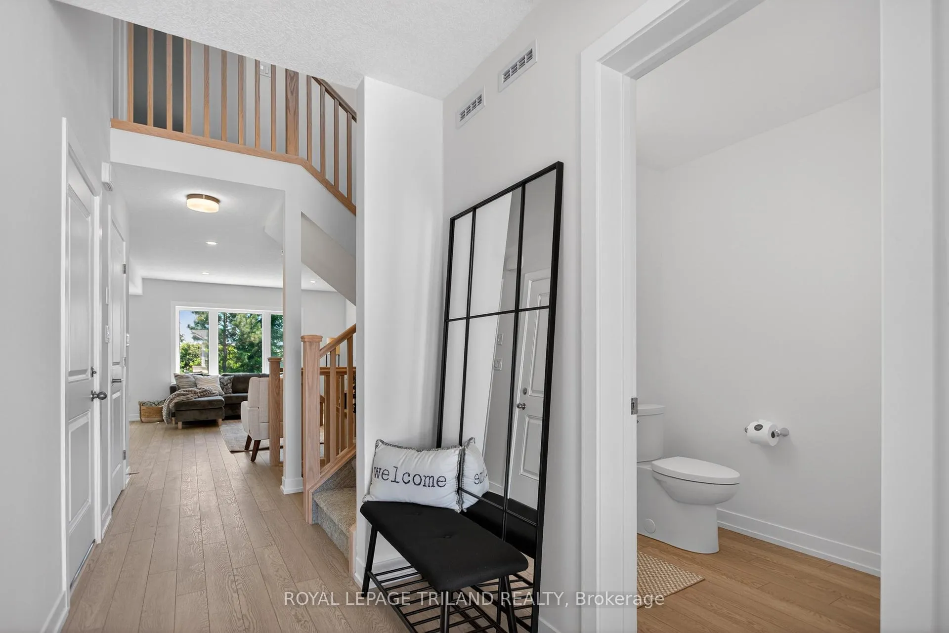 Photo 8 of 121 Styles Drive, St. Thomas — HOMEH