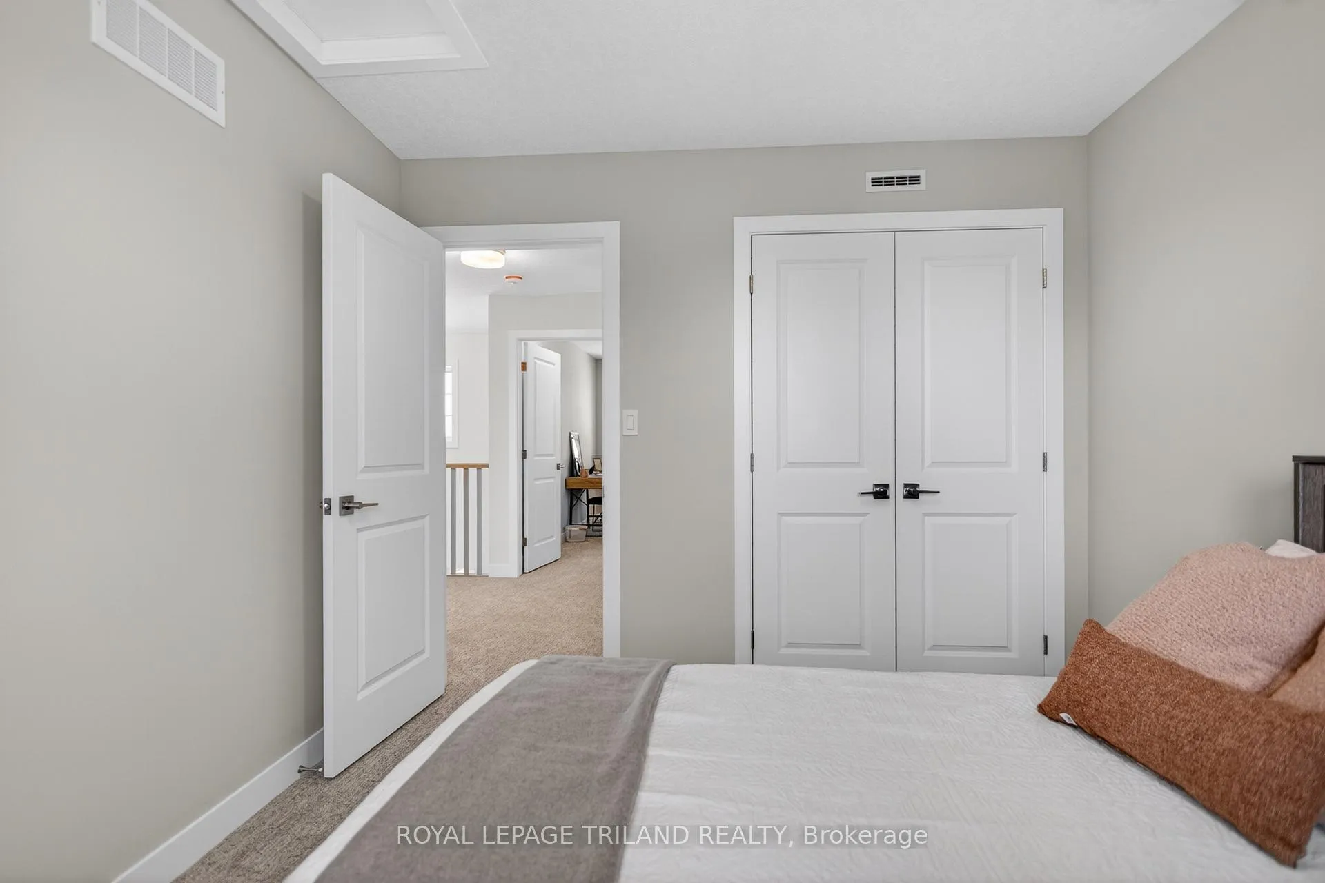 Photo 25 of 121 Styles Drive, St. Thomas — HOMEH