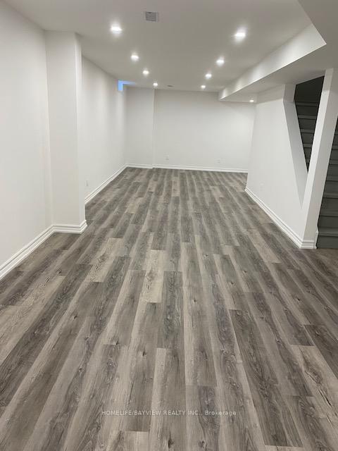 Photo 3 of 2 Maureen Court, Richmond Hill, Doncrest — HOMEH