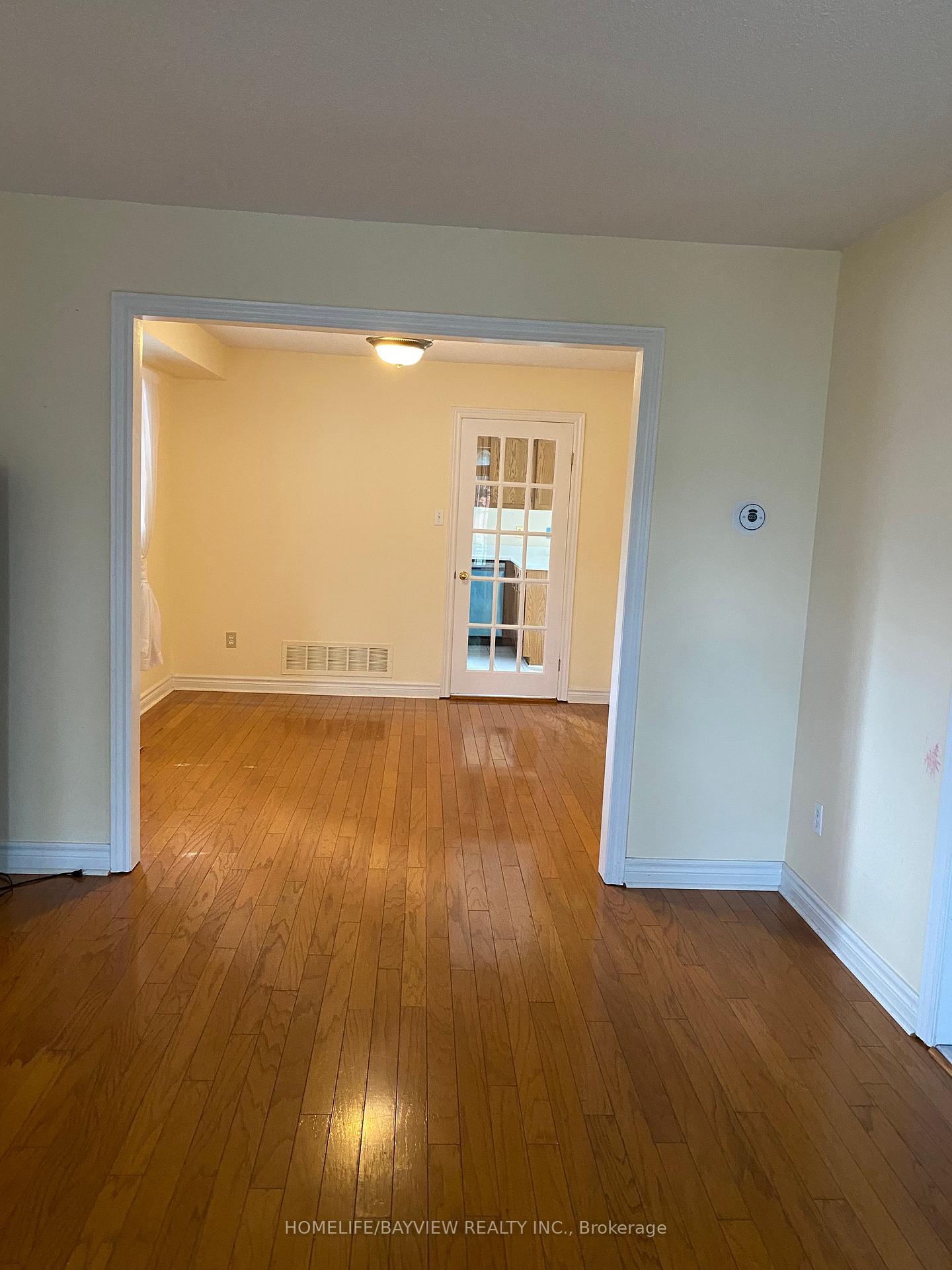 Photo 4 of 2 Maureen Court, Richmond Hill, Doncrest — HOMEH