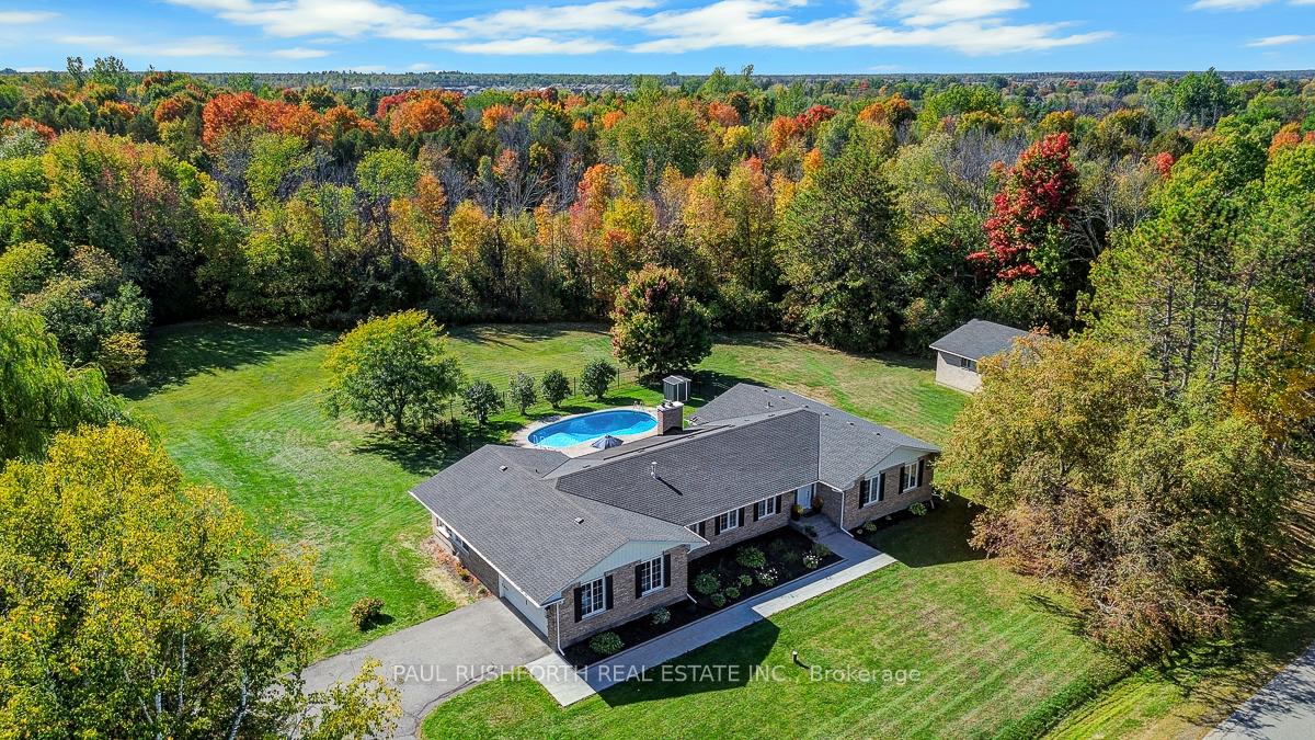 Photo 2 of 15 Richland Drive, Ottawa, Goulbourn Twp From Franktown Rd/South To Rideau — HOMEH